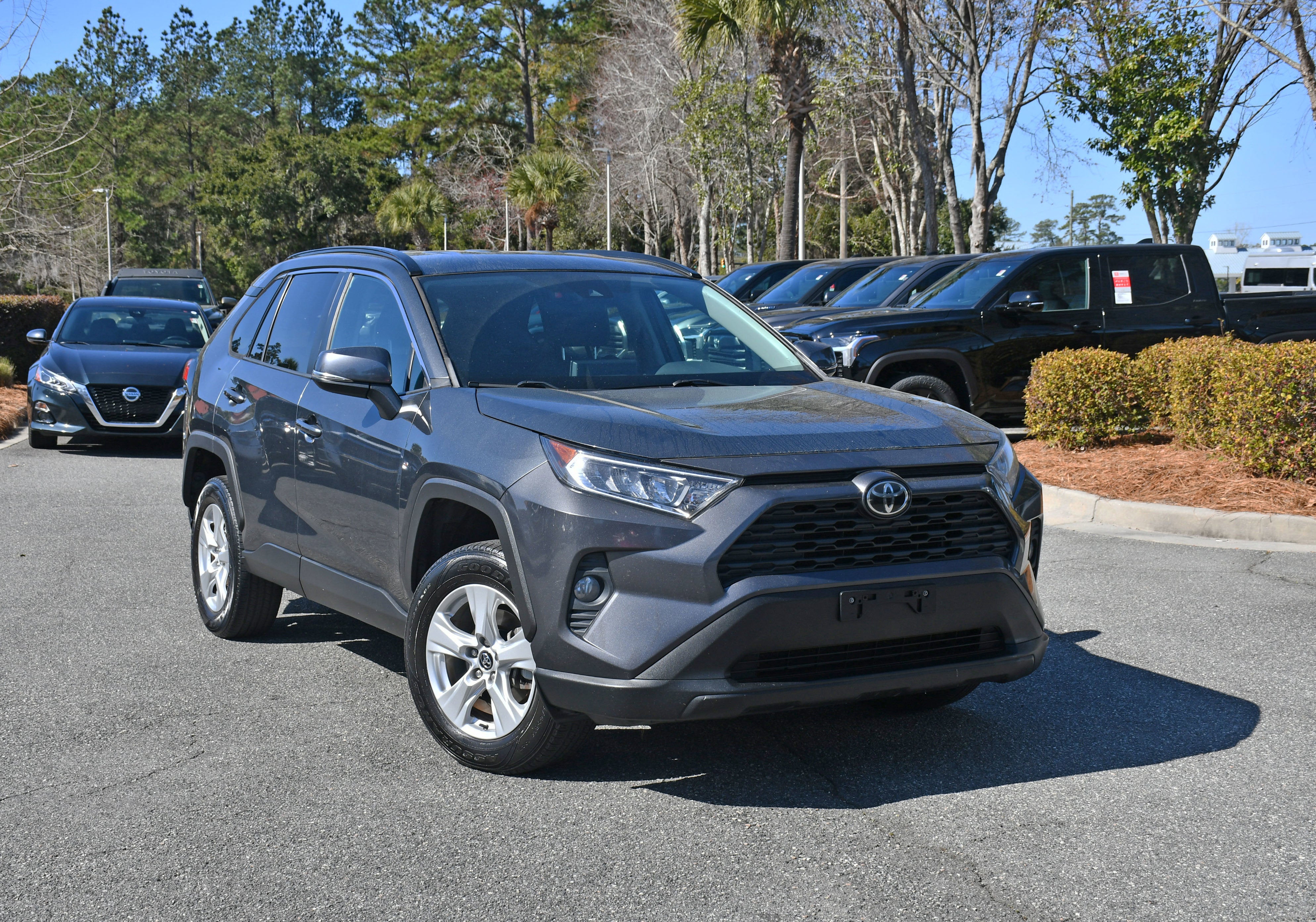 2020 Toyota RAV4 XLE
