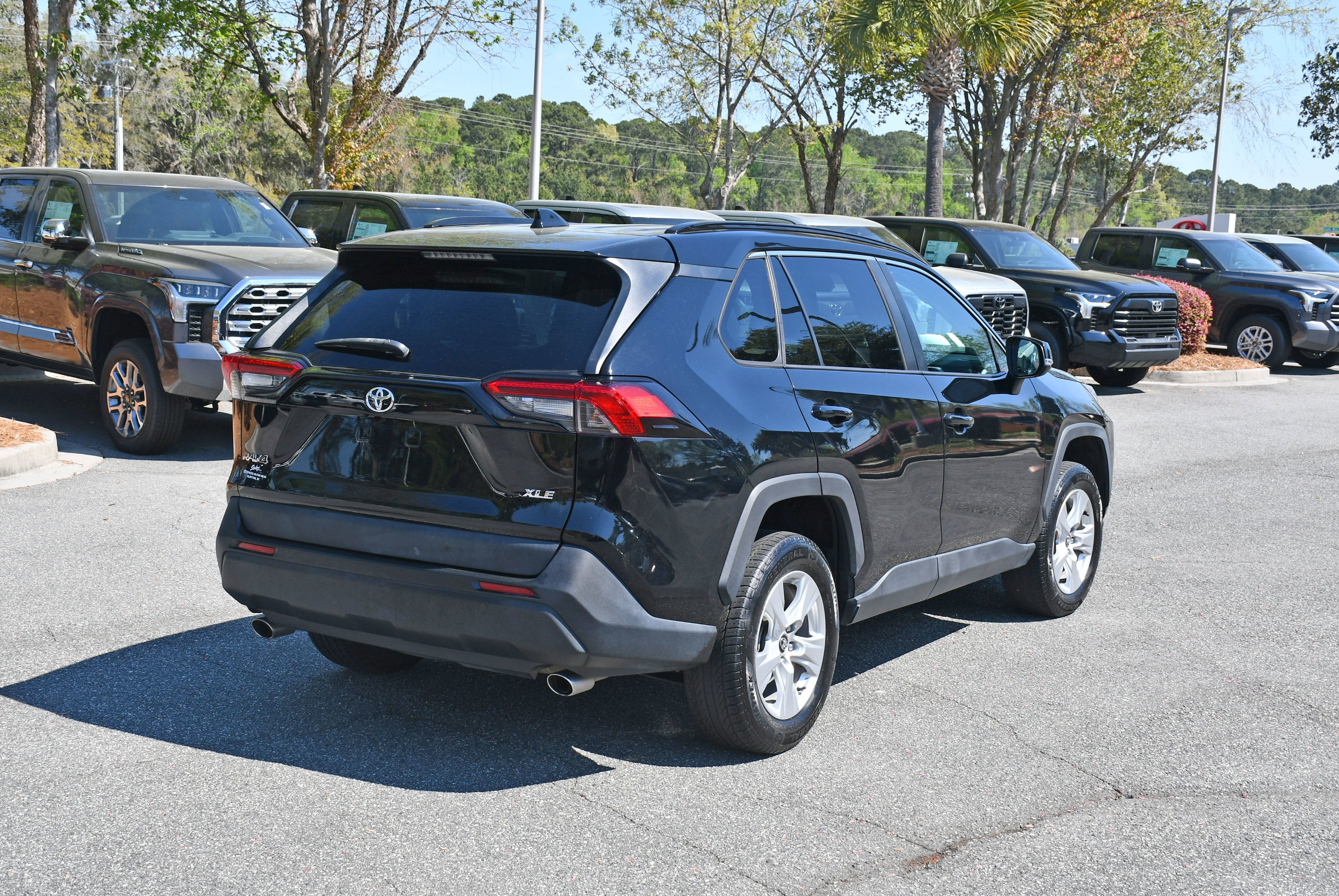 2020 Toyota RAV4 XLE