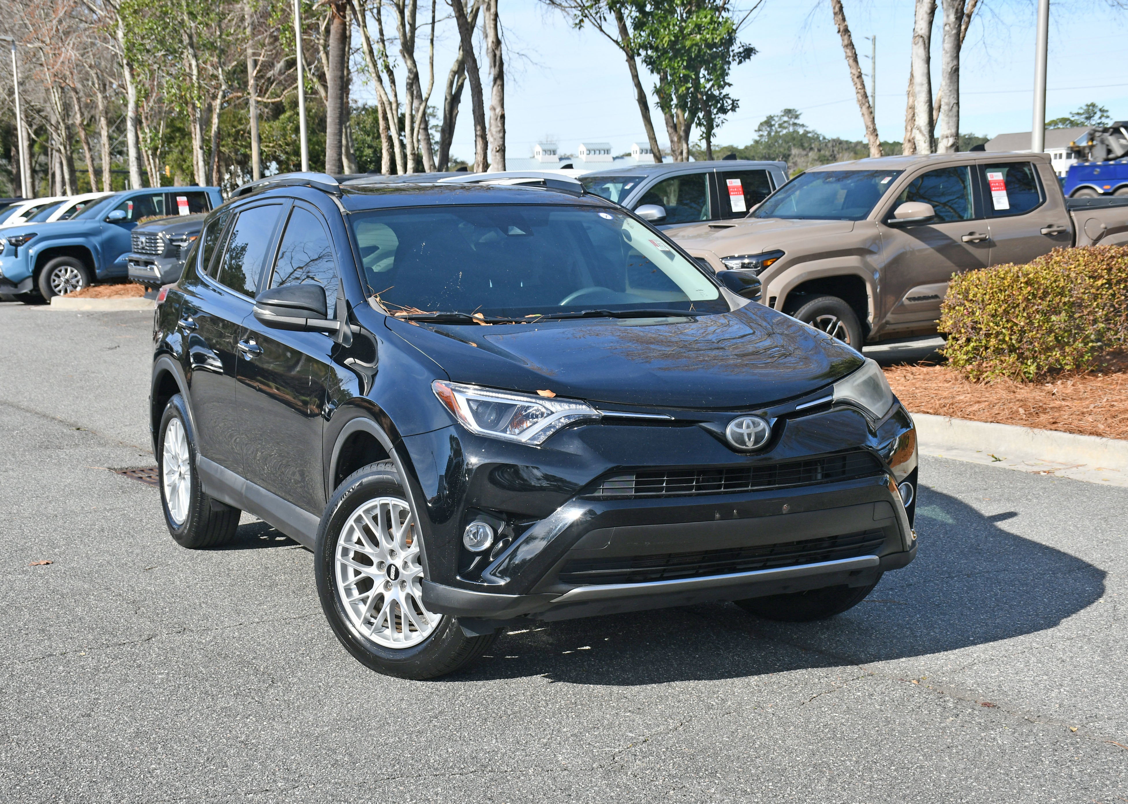 2017 Toyota RAV4 XLE