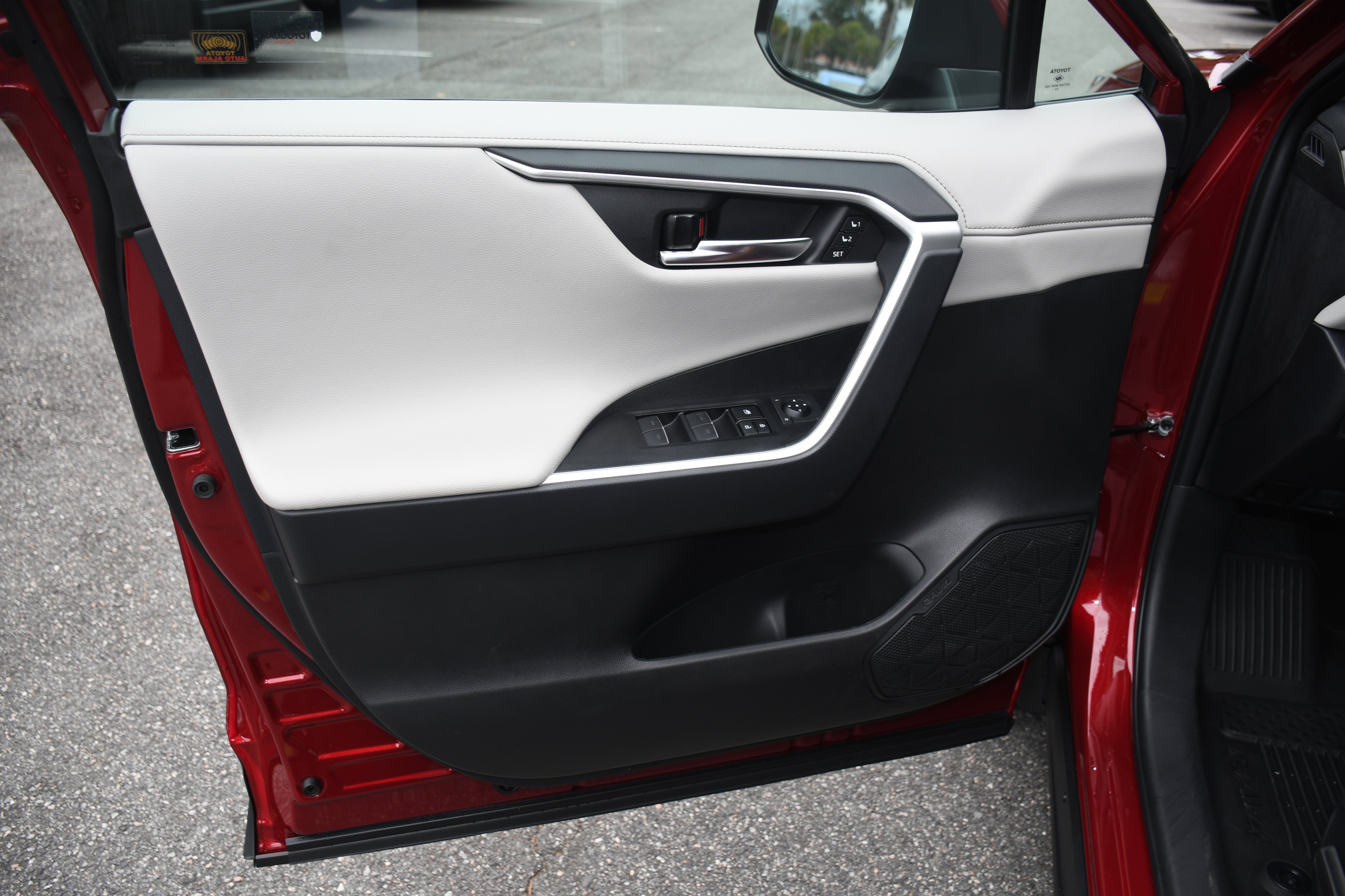 2024 Toyota RAV4 Limited