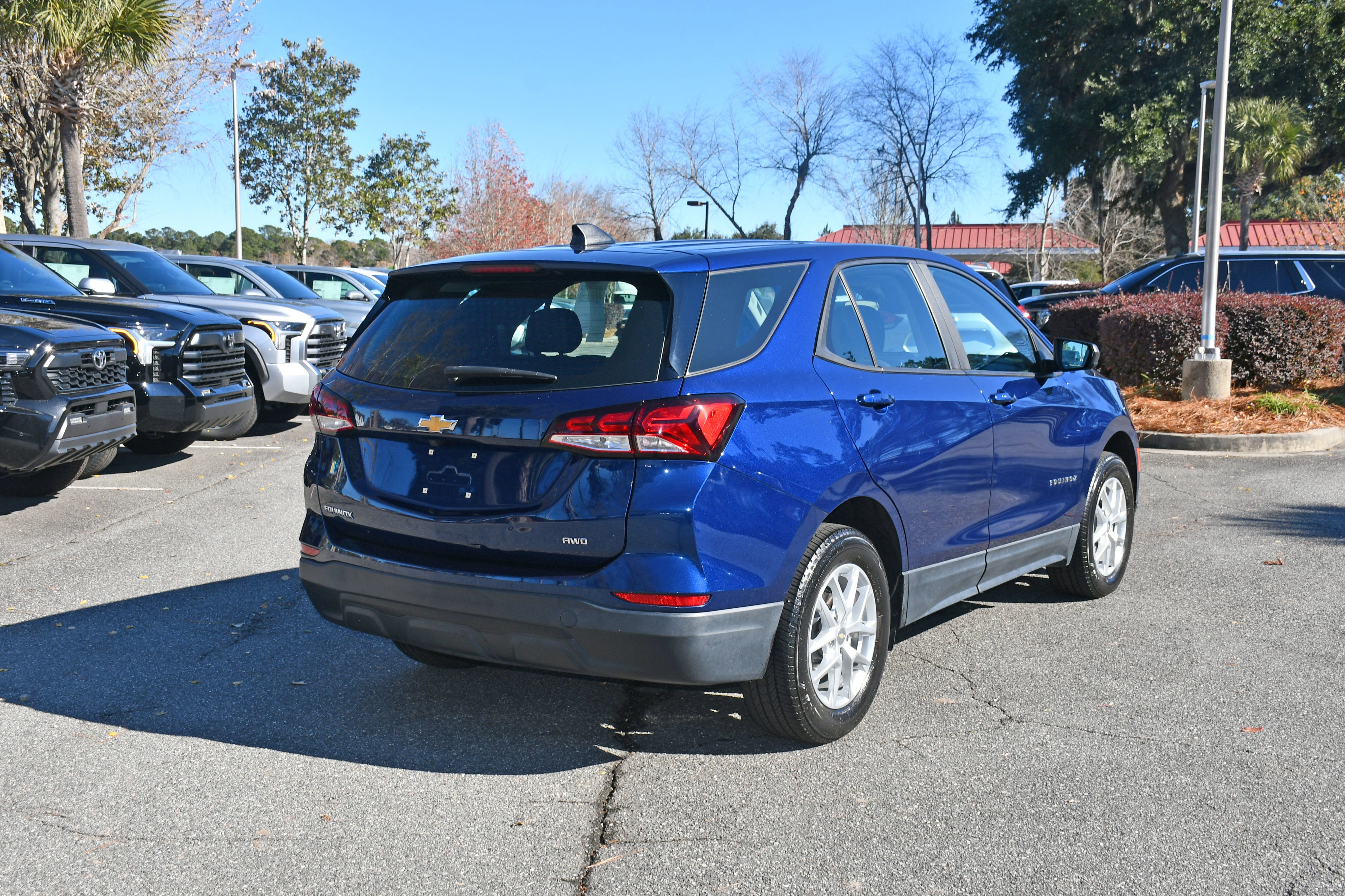 2023 Chevrolet Equinox LS