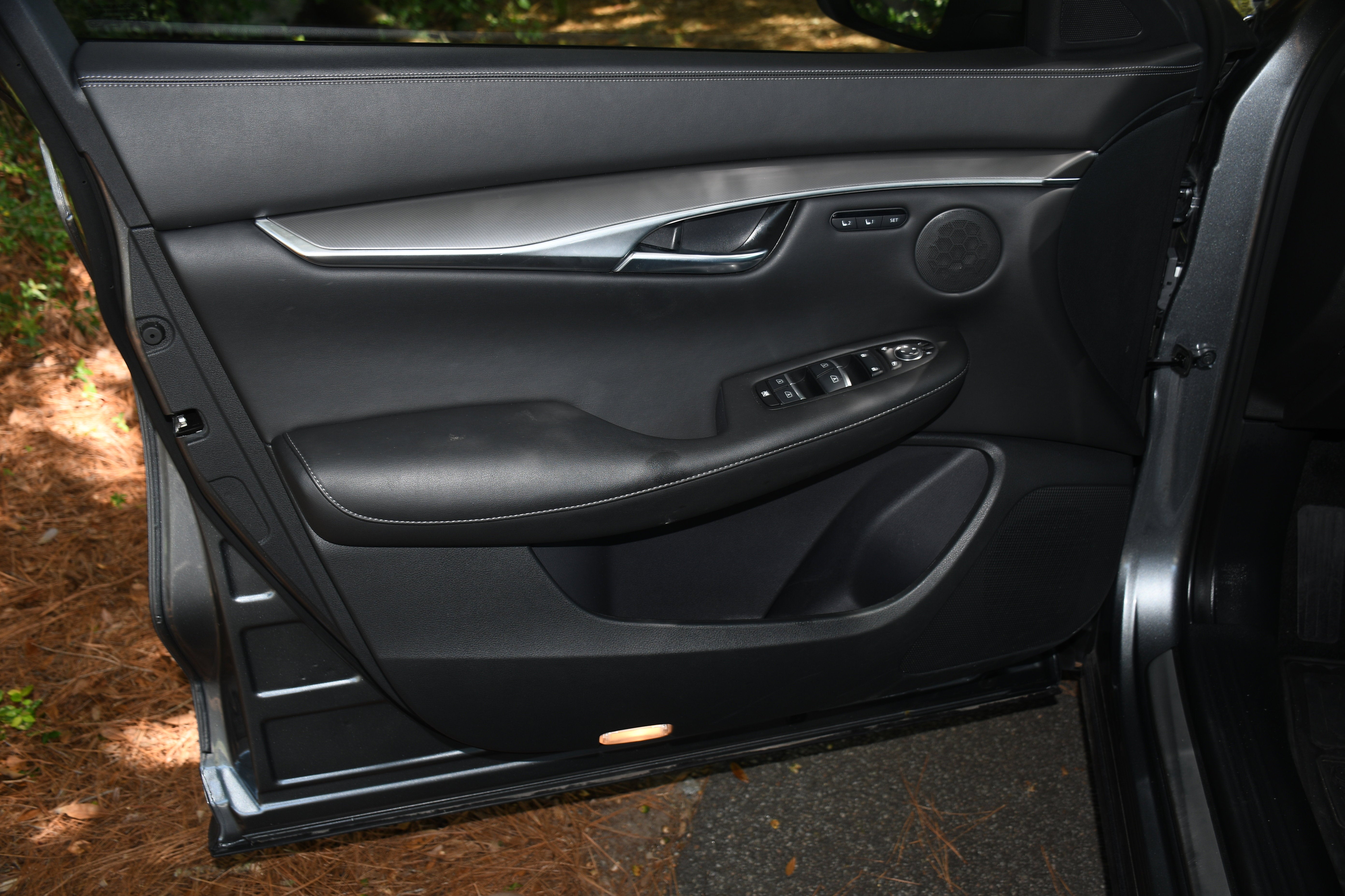 2024 INFINITI QX50 LUXE