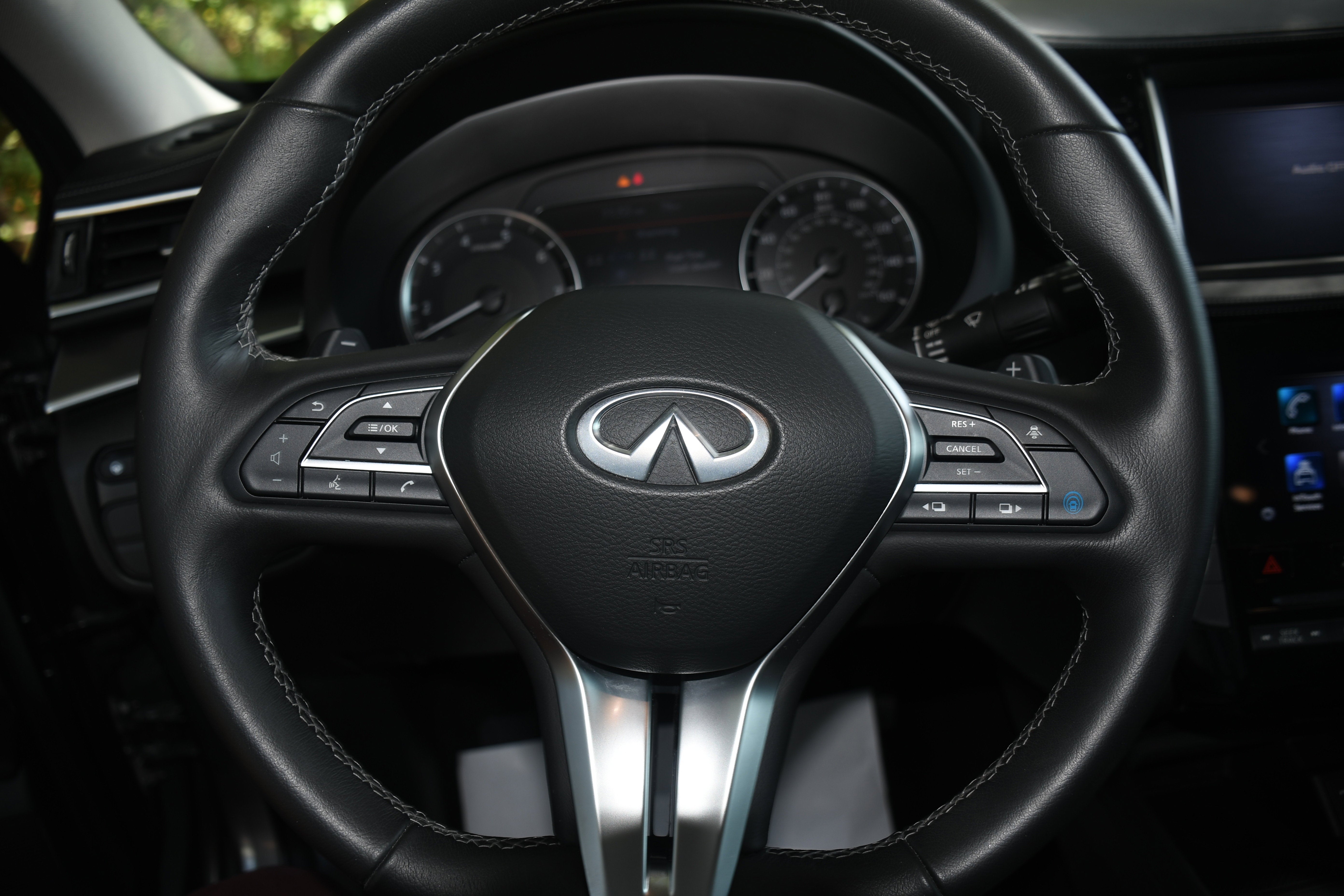 2024 INFINITI QX50 LUXE