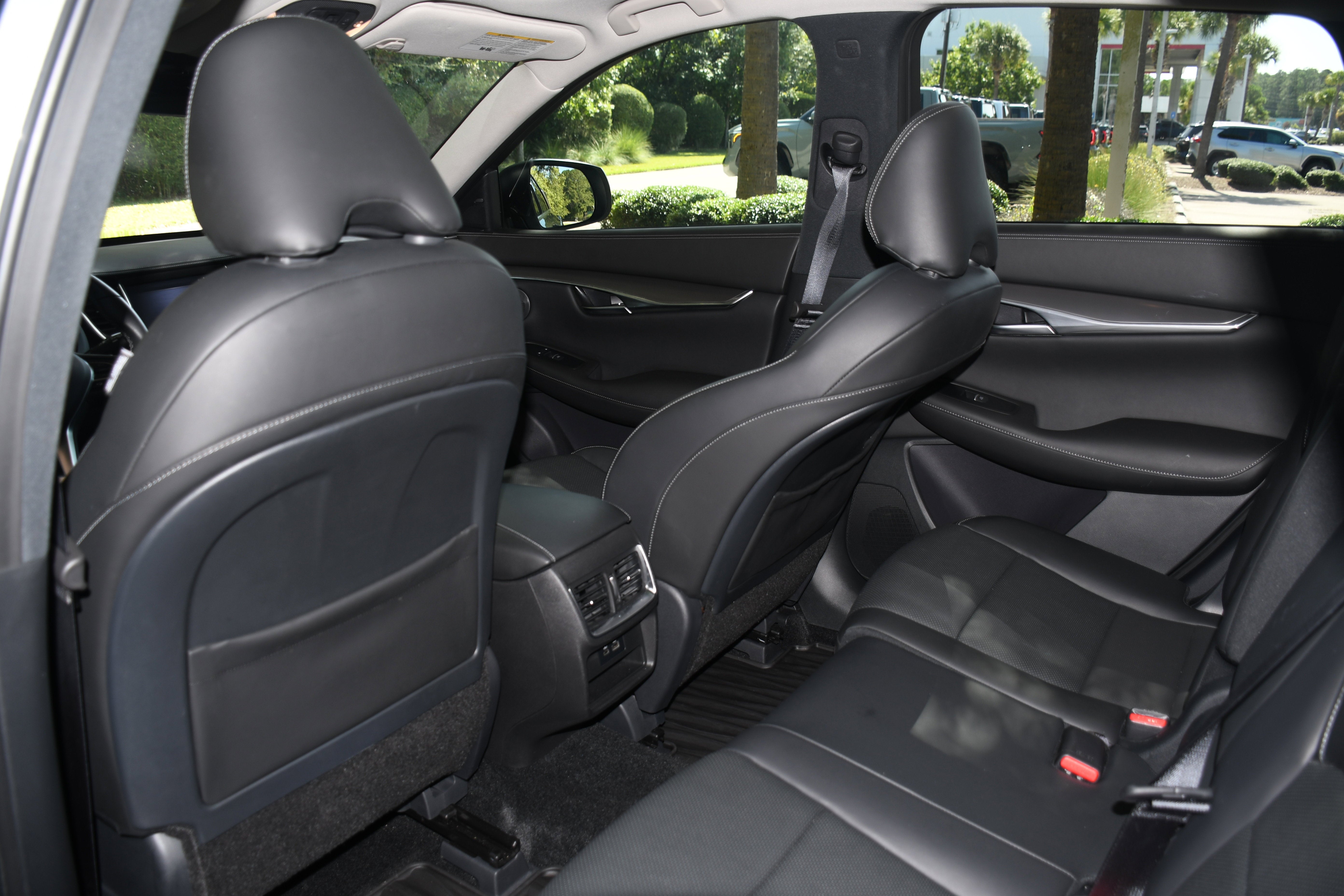 2024 INFINITI QX50 LUXE