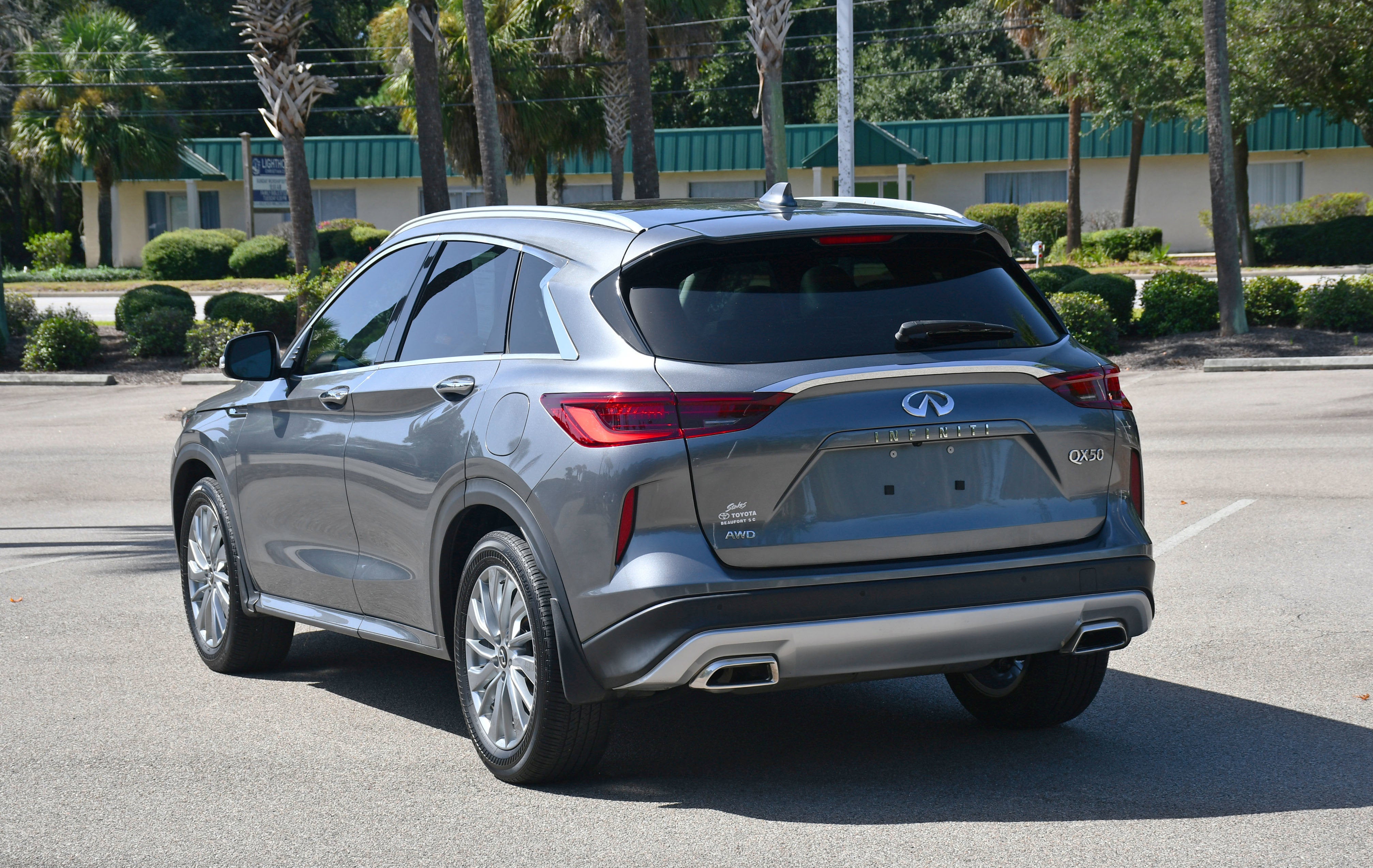 2024 INFINITI QX50 LUXE