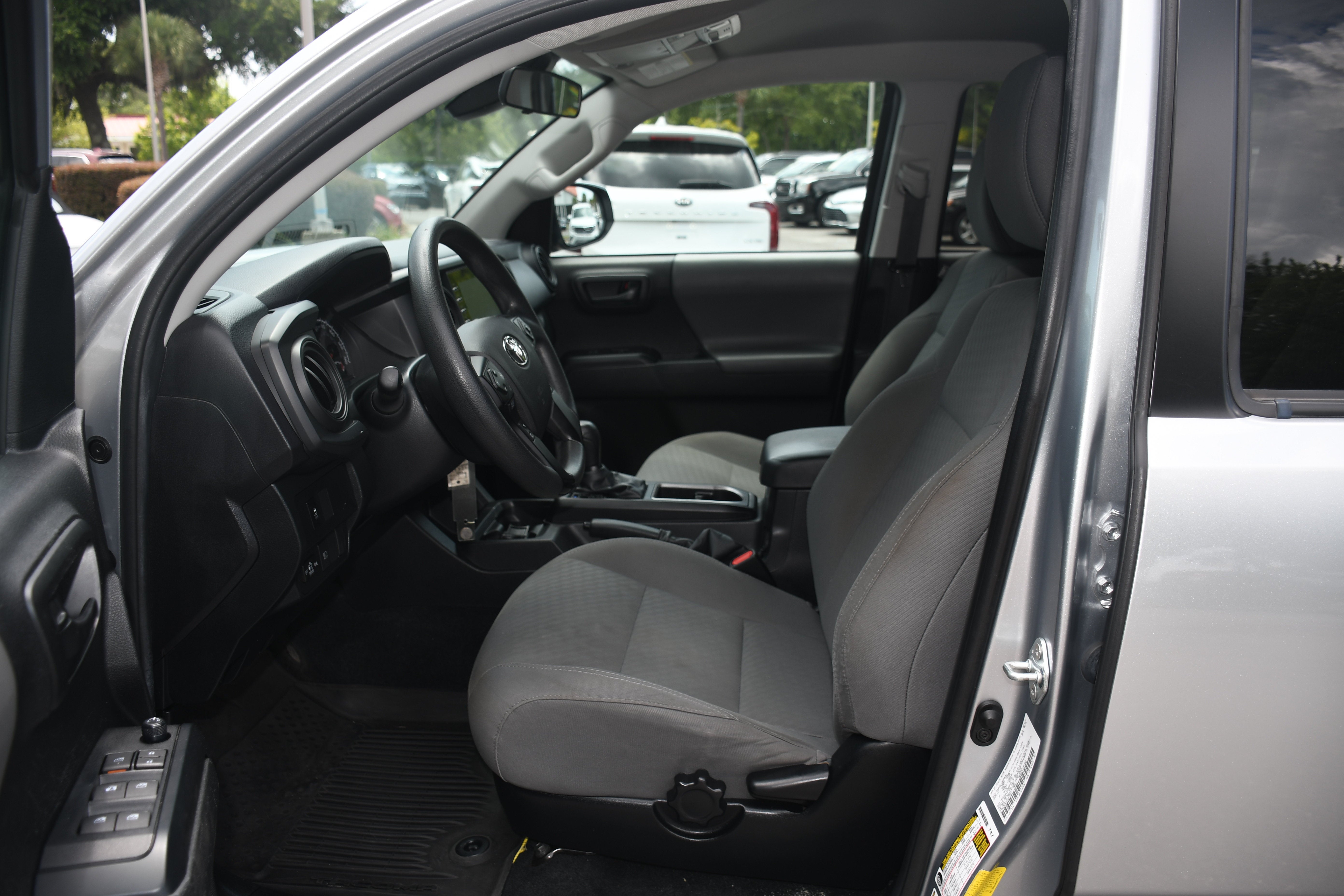 2022 Toyota Tacoma SR