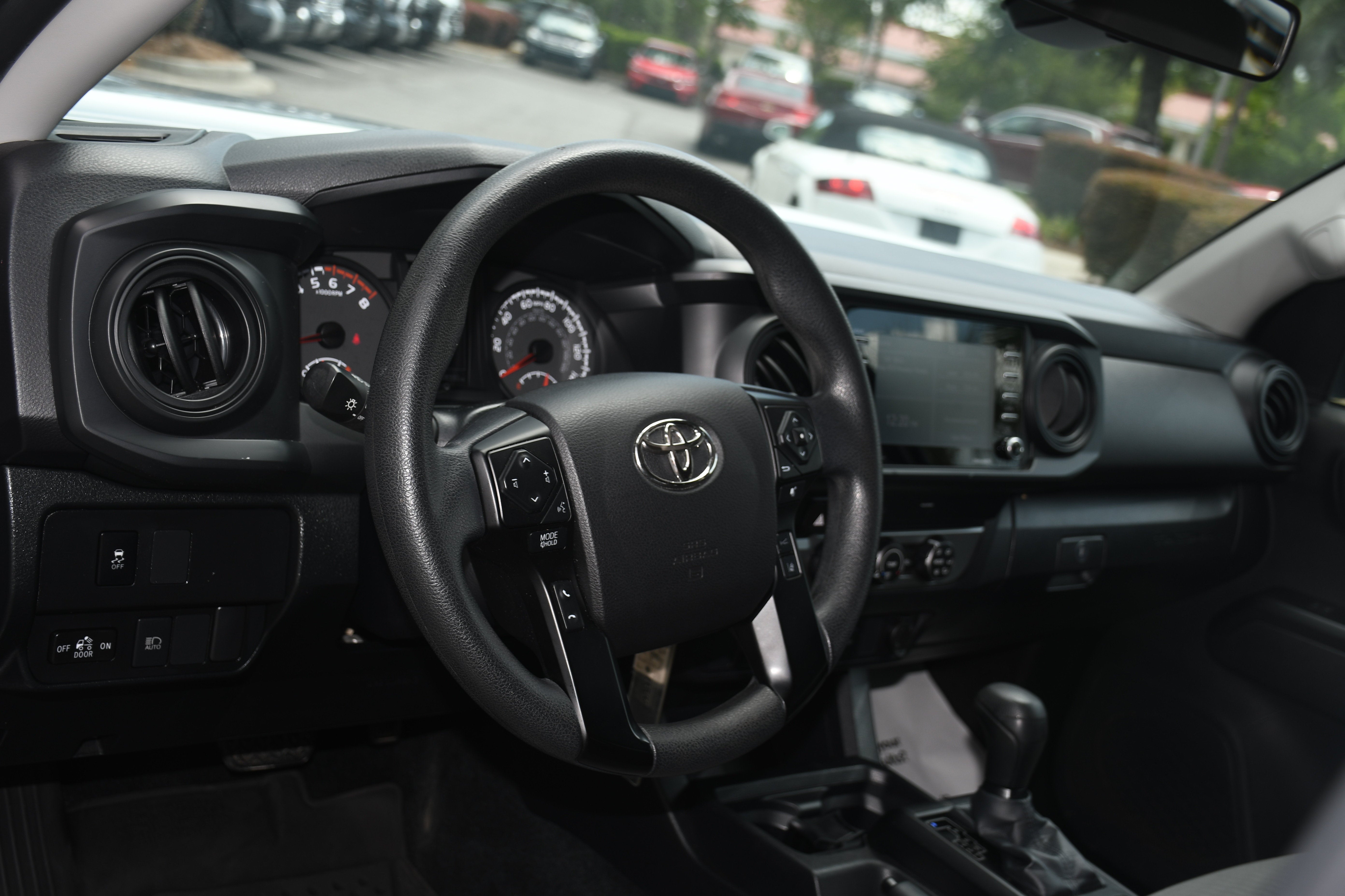 2022 Toyota Tacoma SR