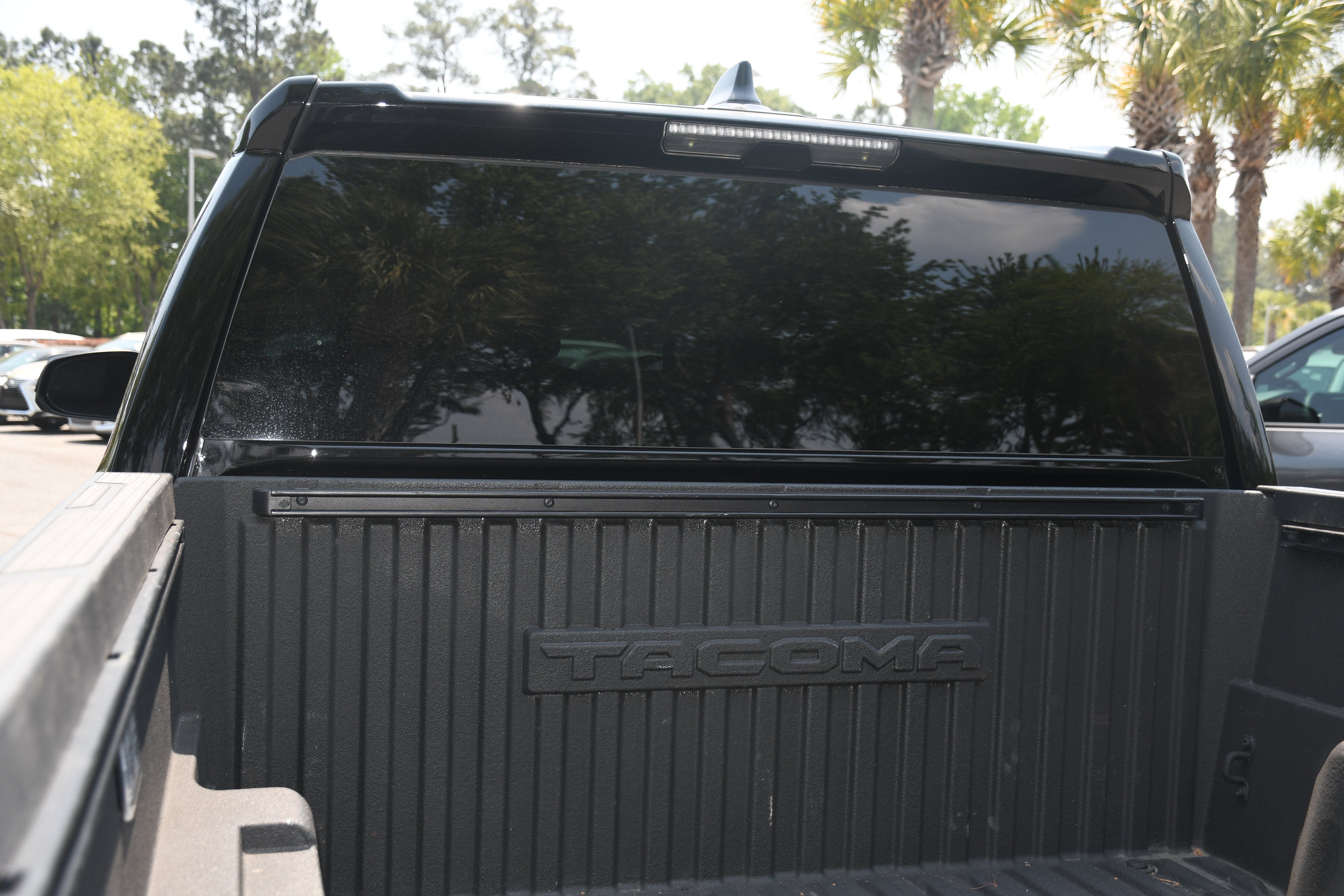 2025 Toyota Tacoma TRD OFF ROAD HYBR