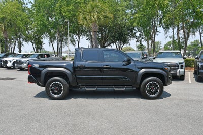 2025 Toyota Tacoma TRD OFF ROAD HYBR