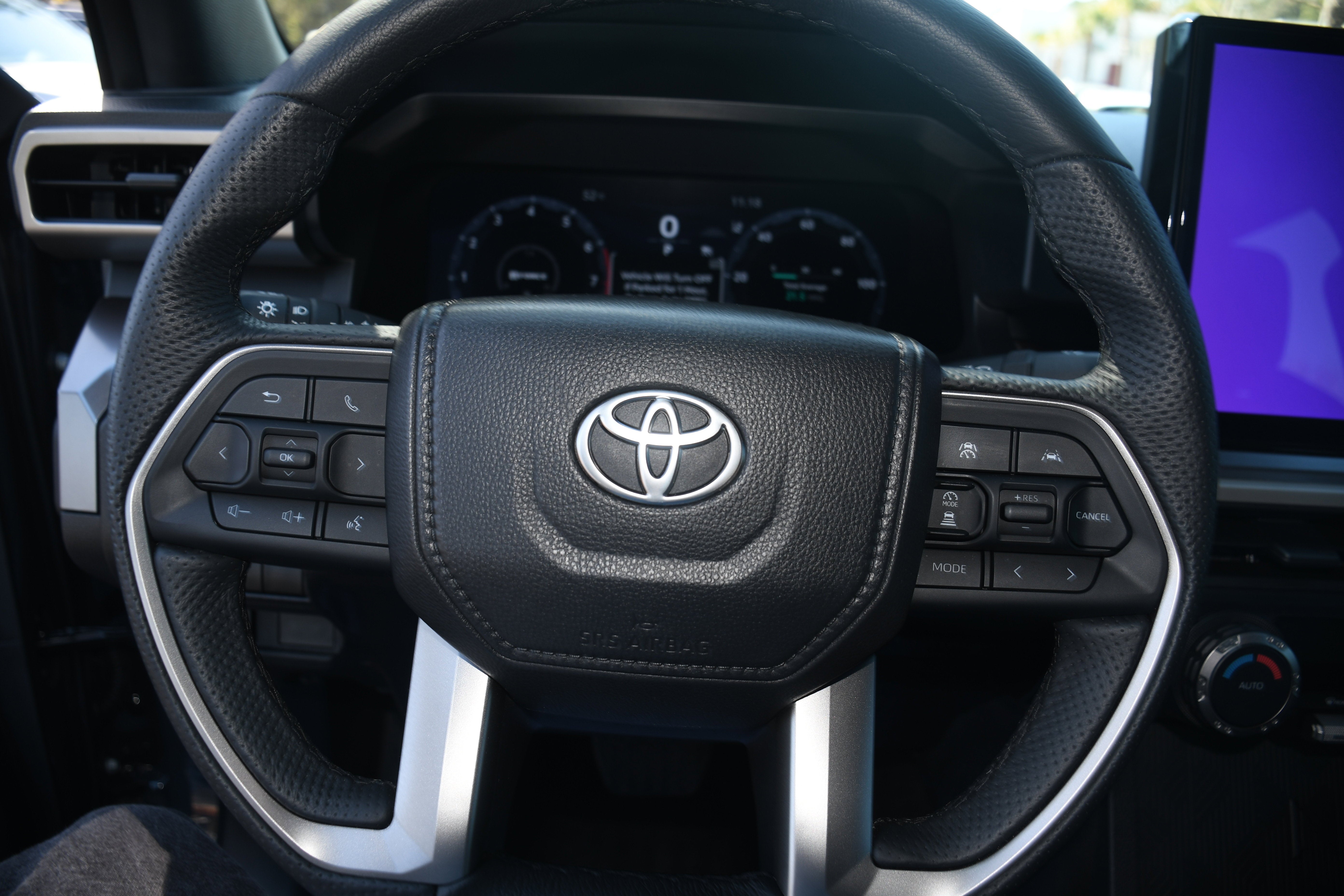 2024 Toyota Tacoma TRD OFF ROAD HYBR