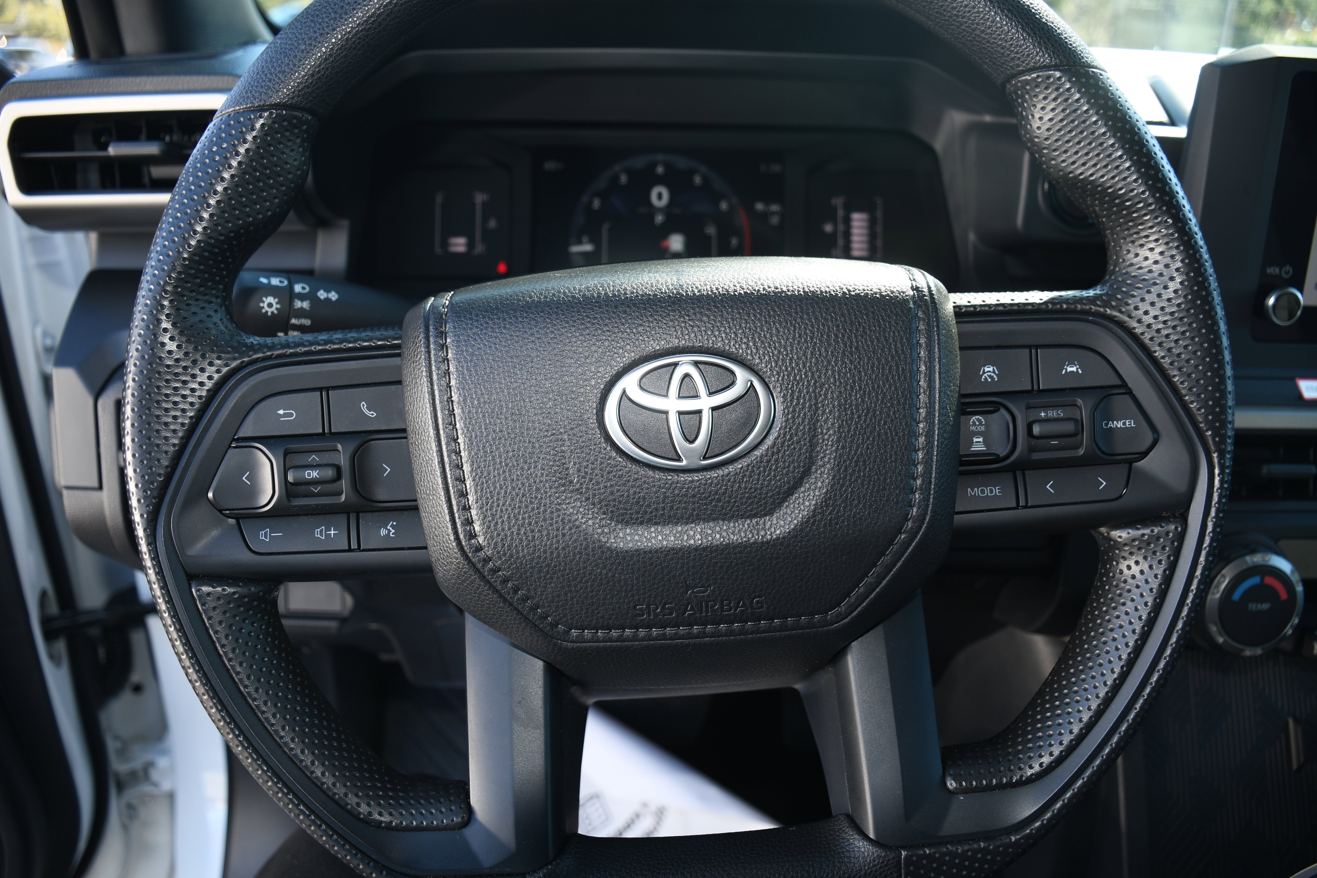 2025 Toyota Tacoma SR