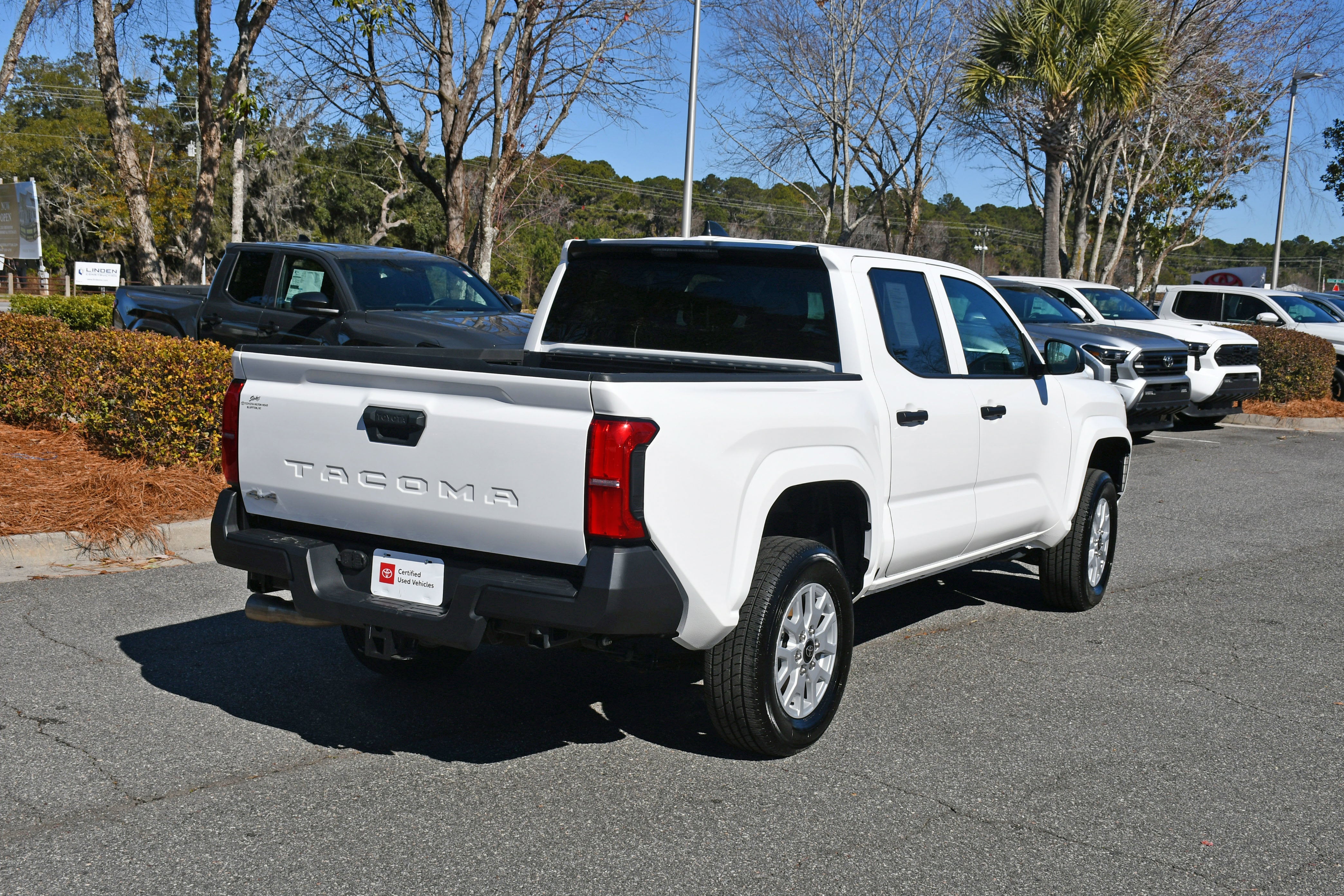 2025 Toyota Tacoma SR