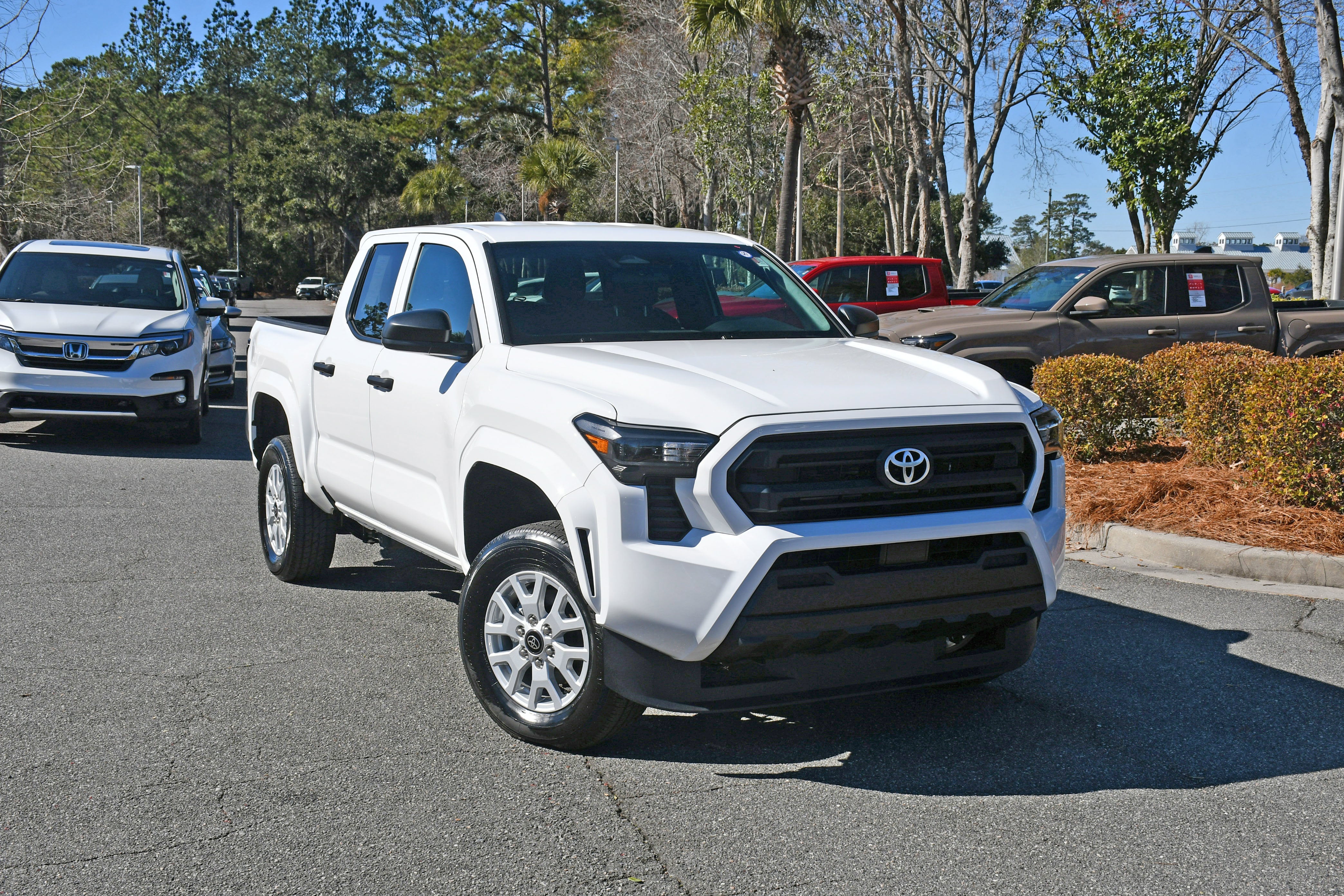 2025 Toyota Tacoma SR