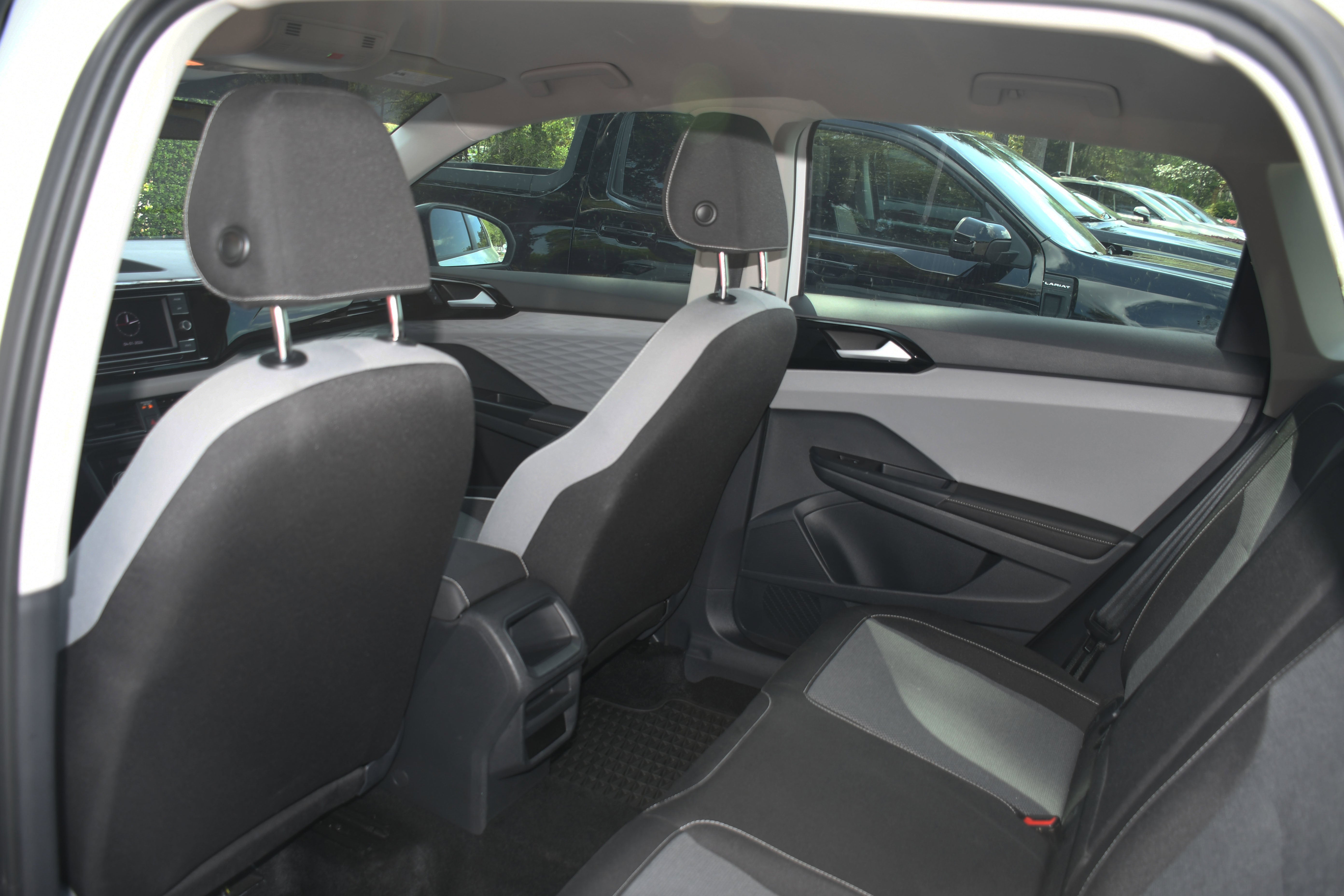 2024 Volkswagen Taos S