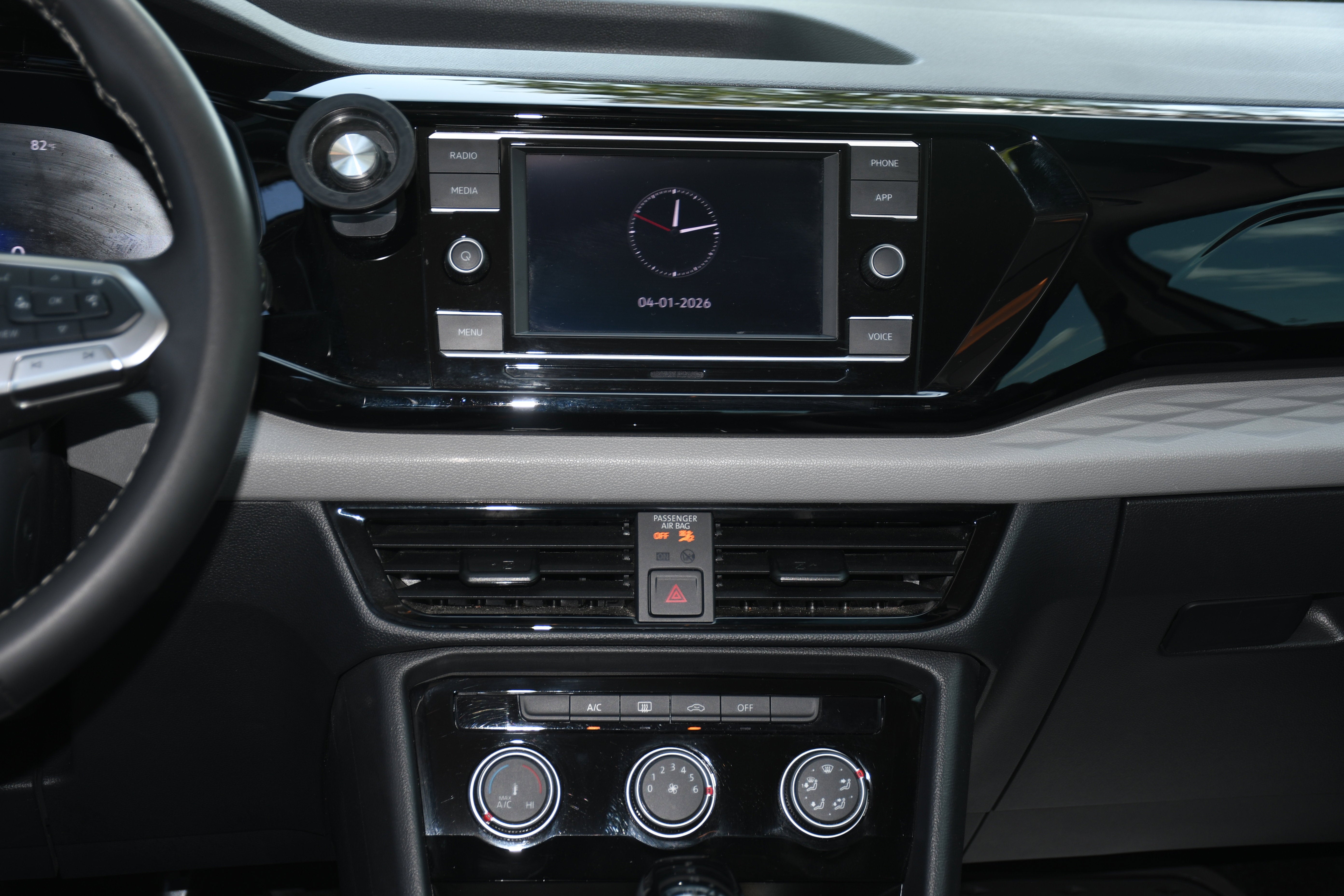 2024 Volkswagen Taos S