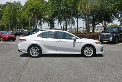 2019 Toyota Camry Hybrid LE