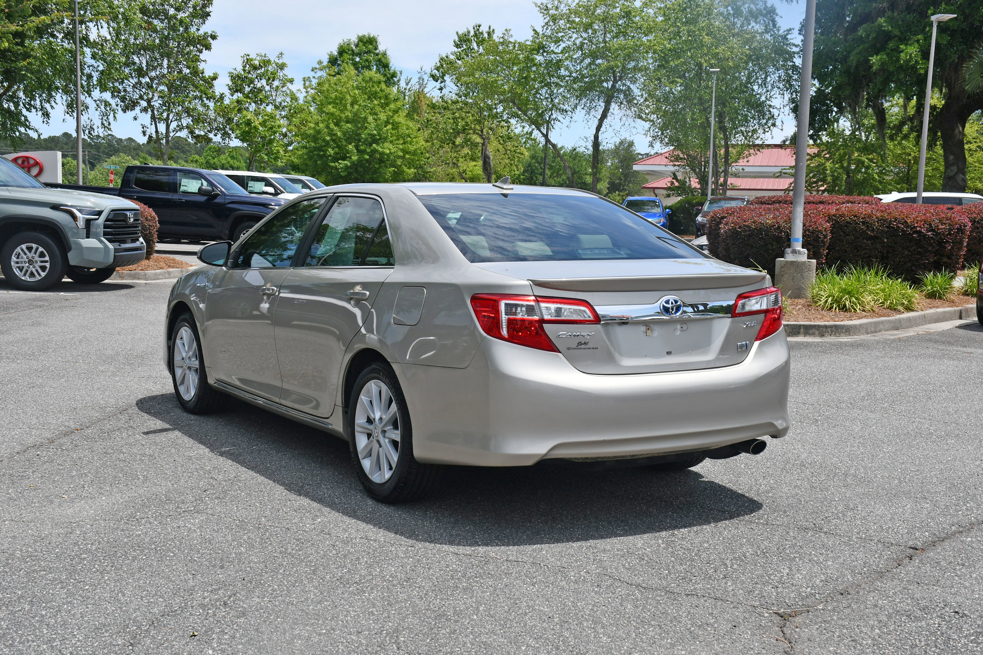 2014 Toyota Camry Hybrid XLE