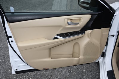 2017 Toyota Camry LE