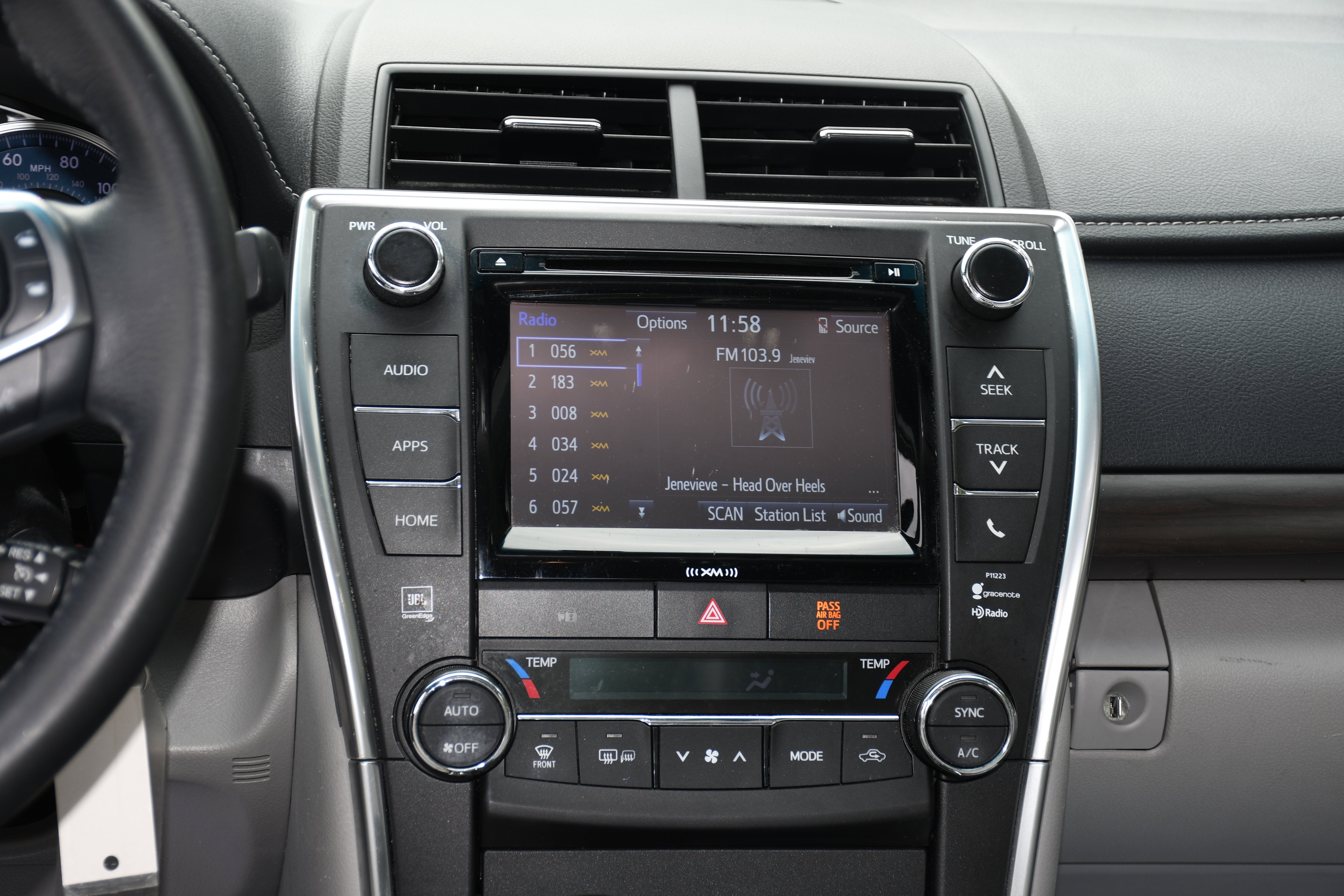 2017 Toyota Camry XLE