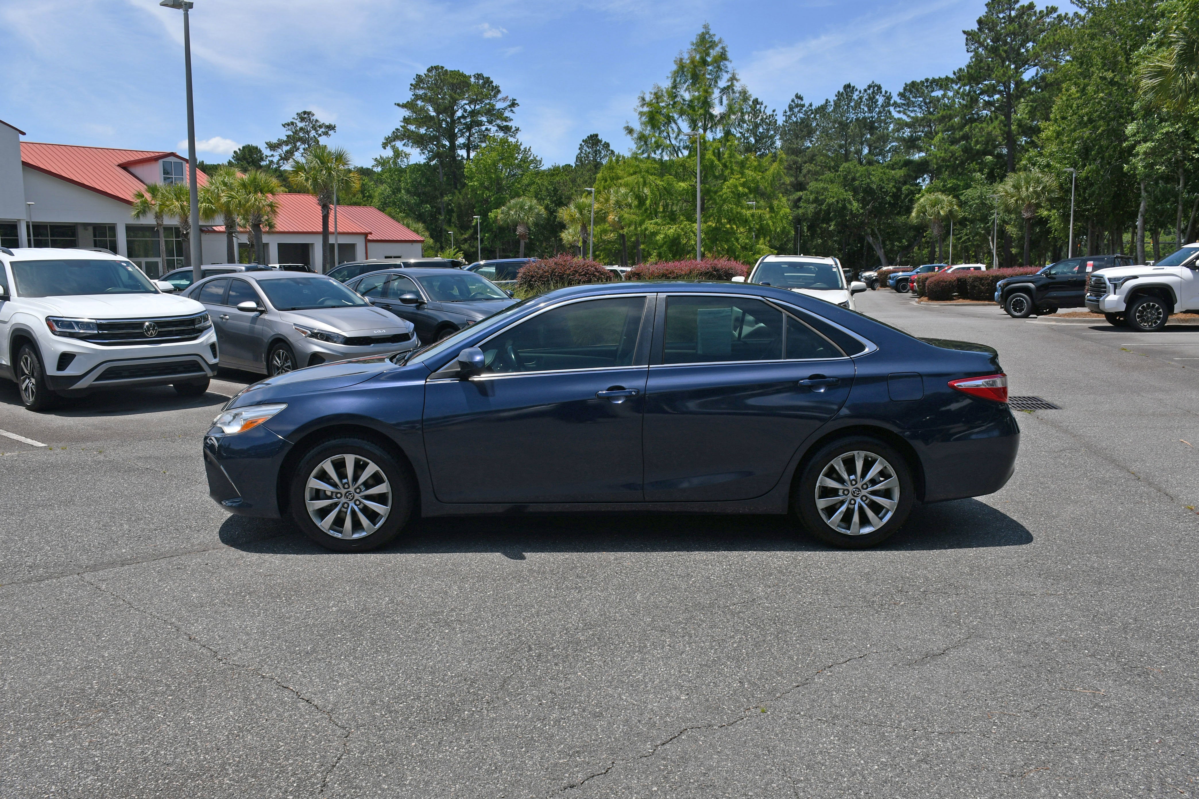 2017 Toyota Camry XLE