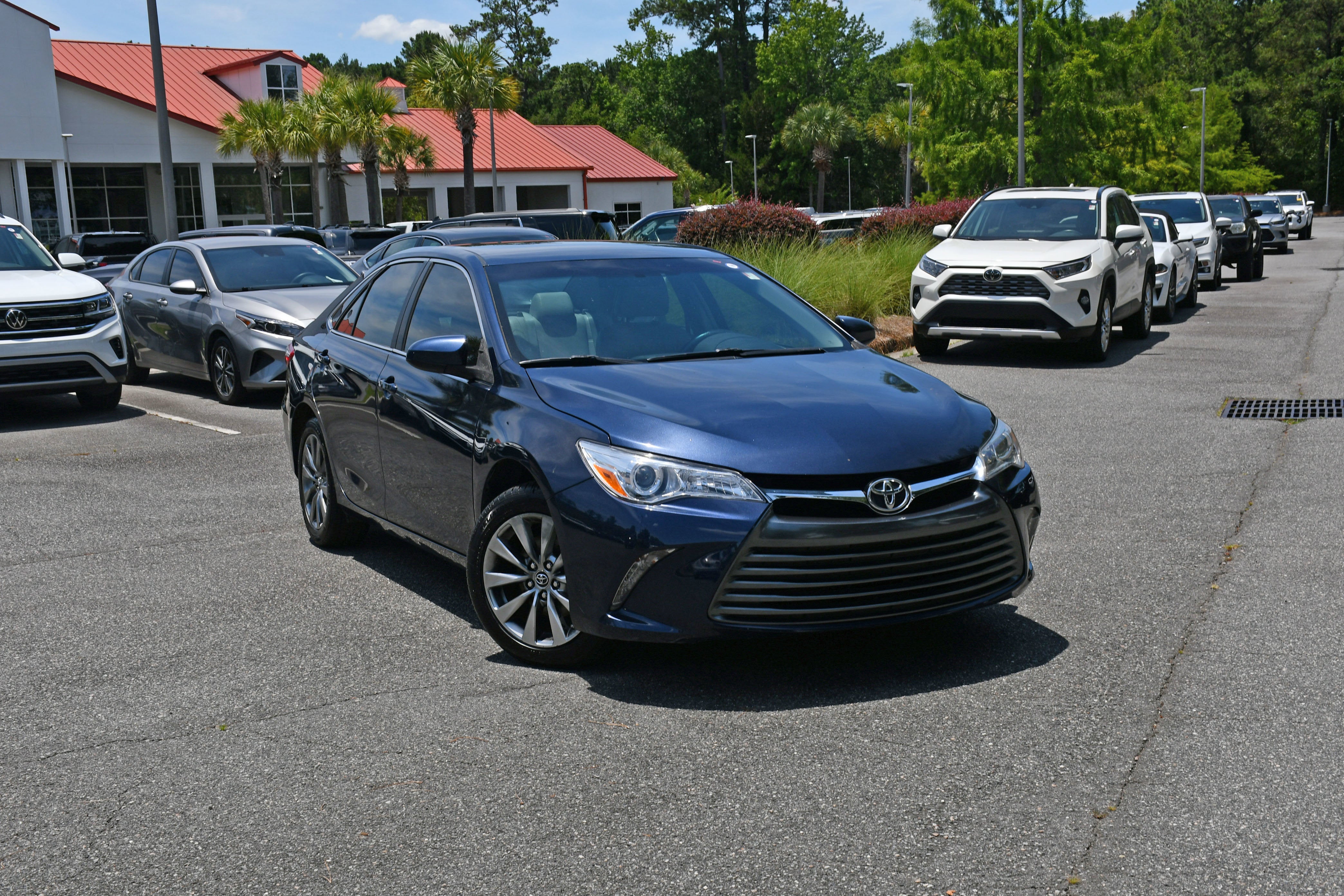 2017 Toyota Camry XLE