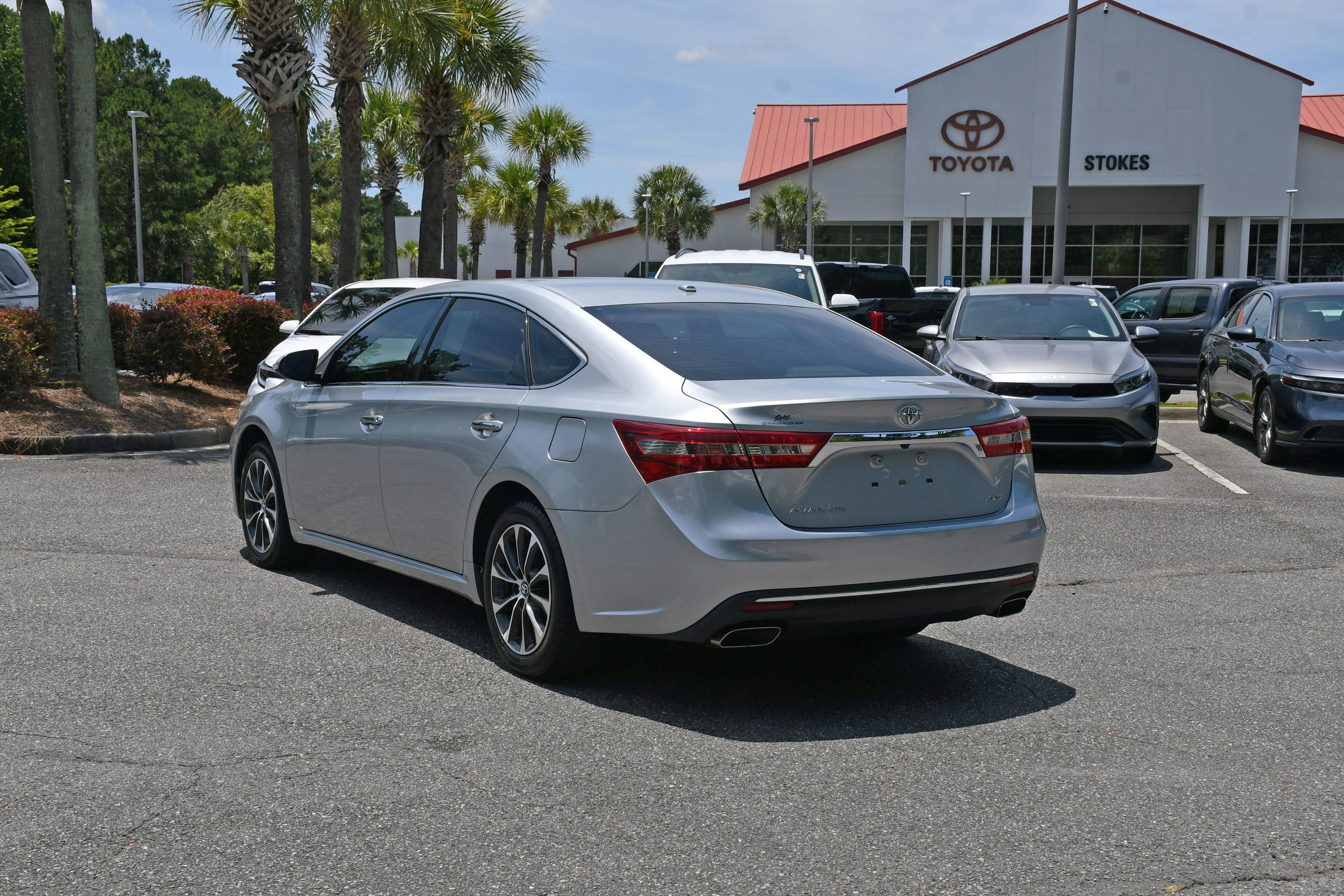 2018 Toyota Avalon Touring