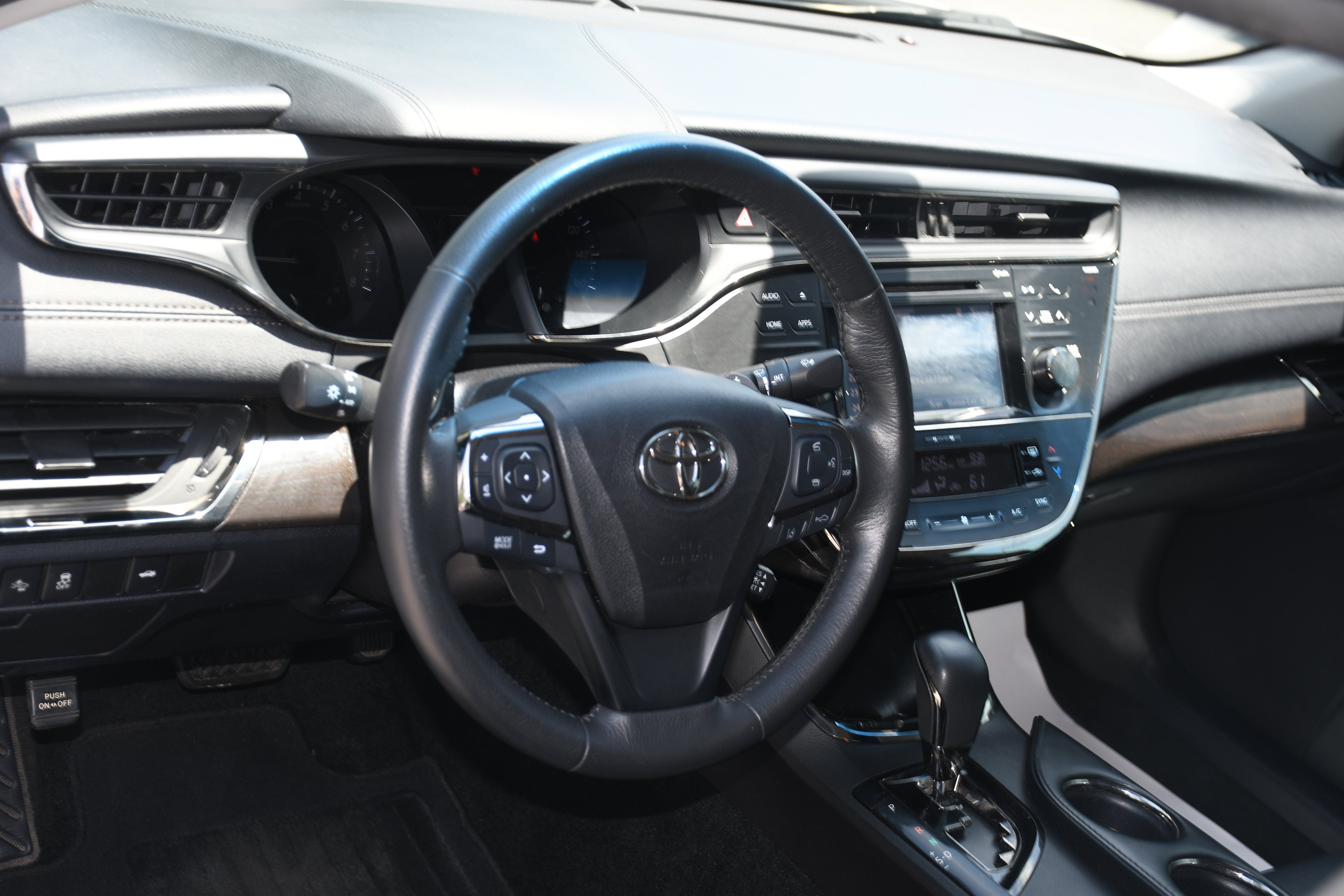2018 Toyota Avalon Touring