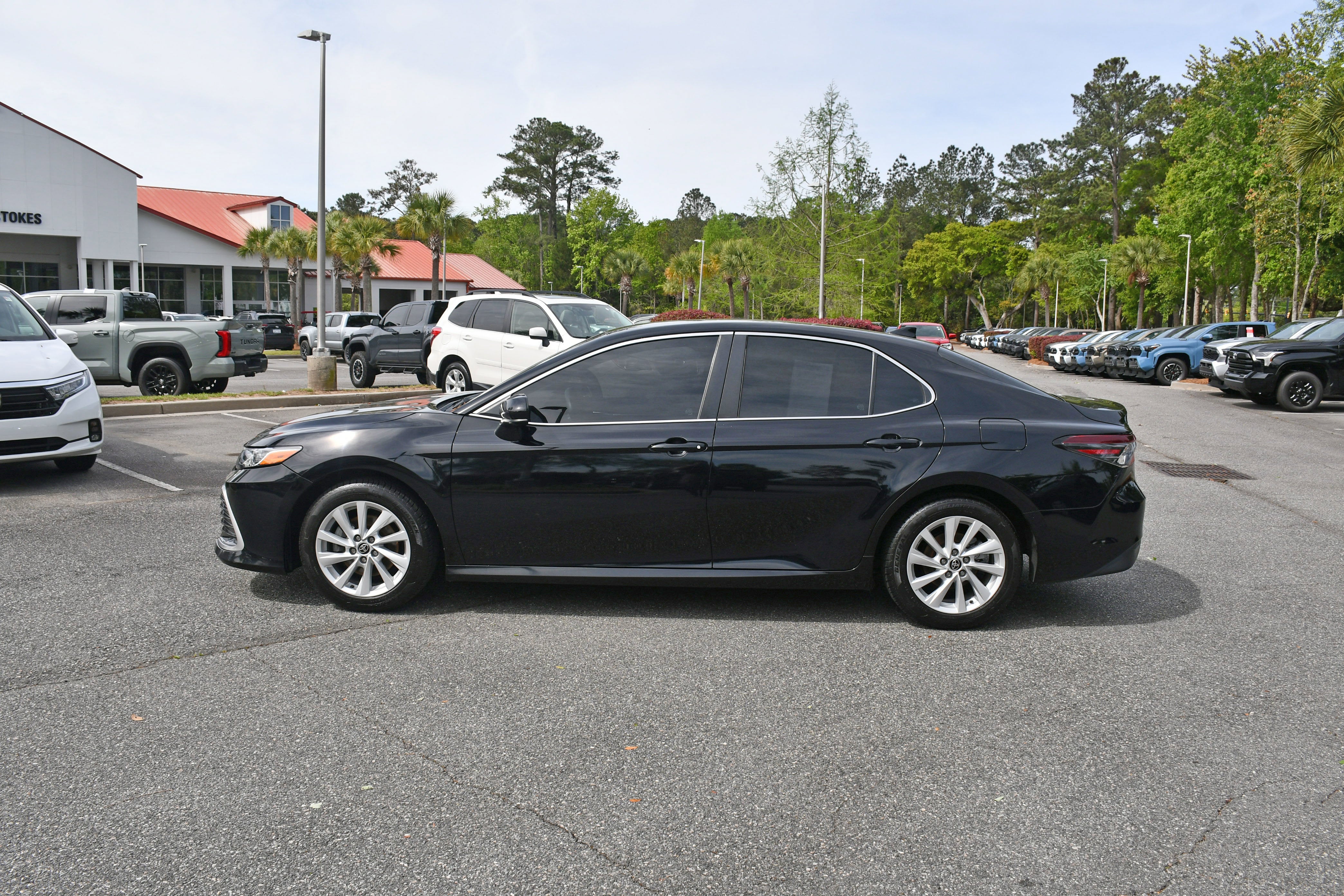 2022 Toyota Camry LE