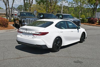 2025 Toyota Camry SE