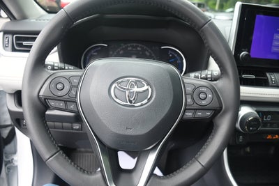 2025 Toyota RAV4 Hybrid XLE Premium