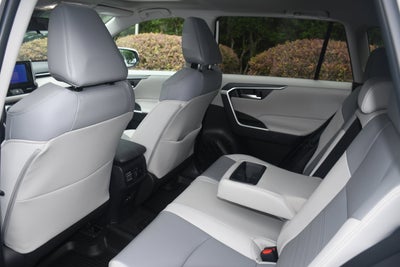 2025 Toyota RAV4 Hybrid XLE Premium