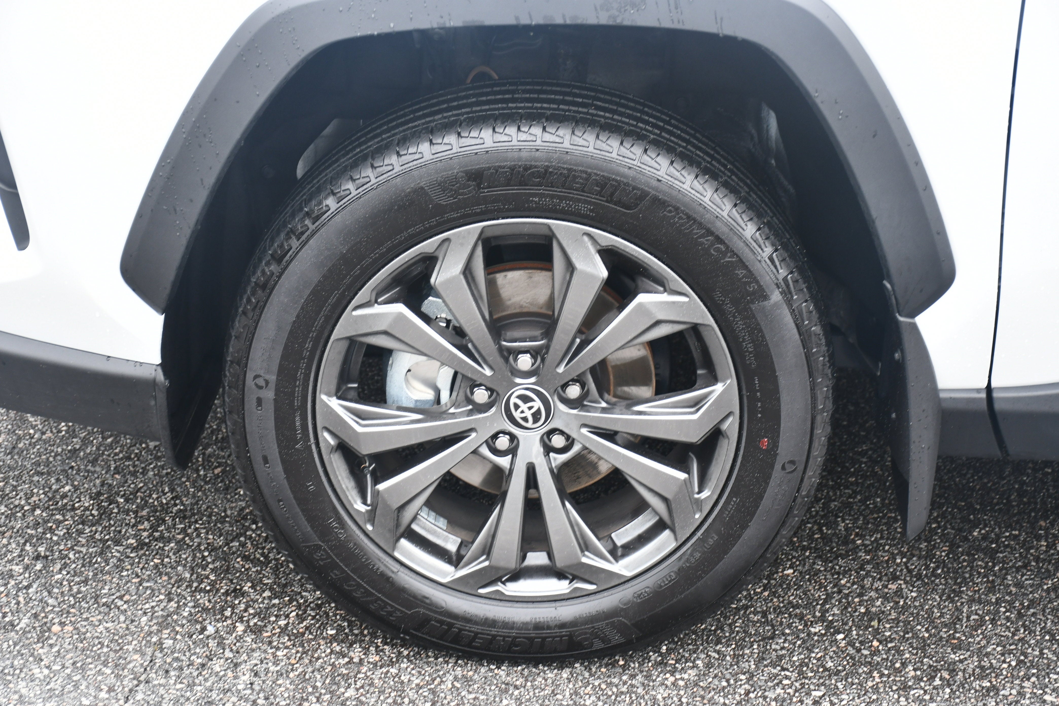 2025 Toyota RAV4 Hybrid XLE Premium