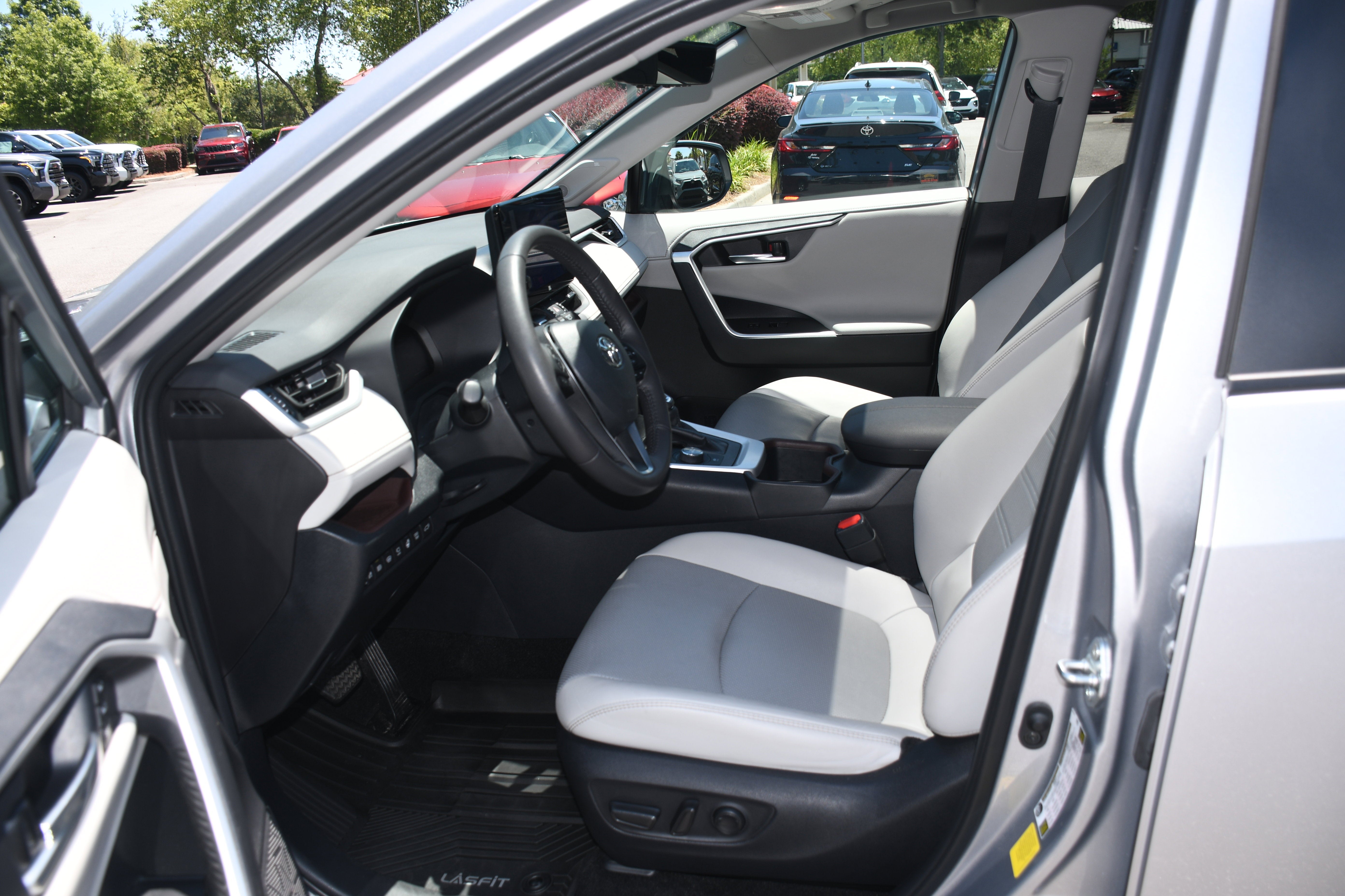 2024 Toyota RAV4 Hybrid Limited