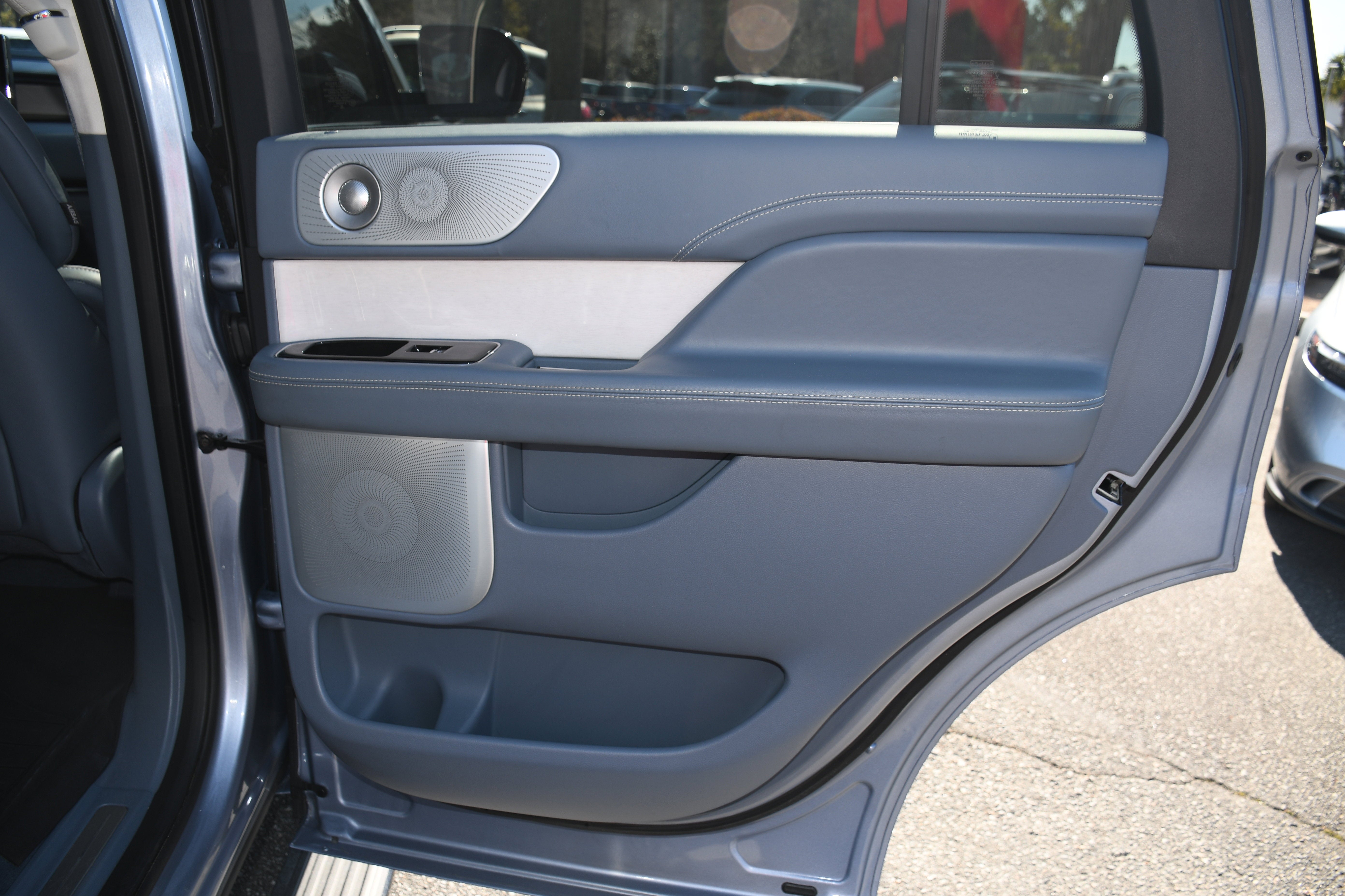 2024 Lincoln Navigator Black Label