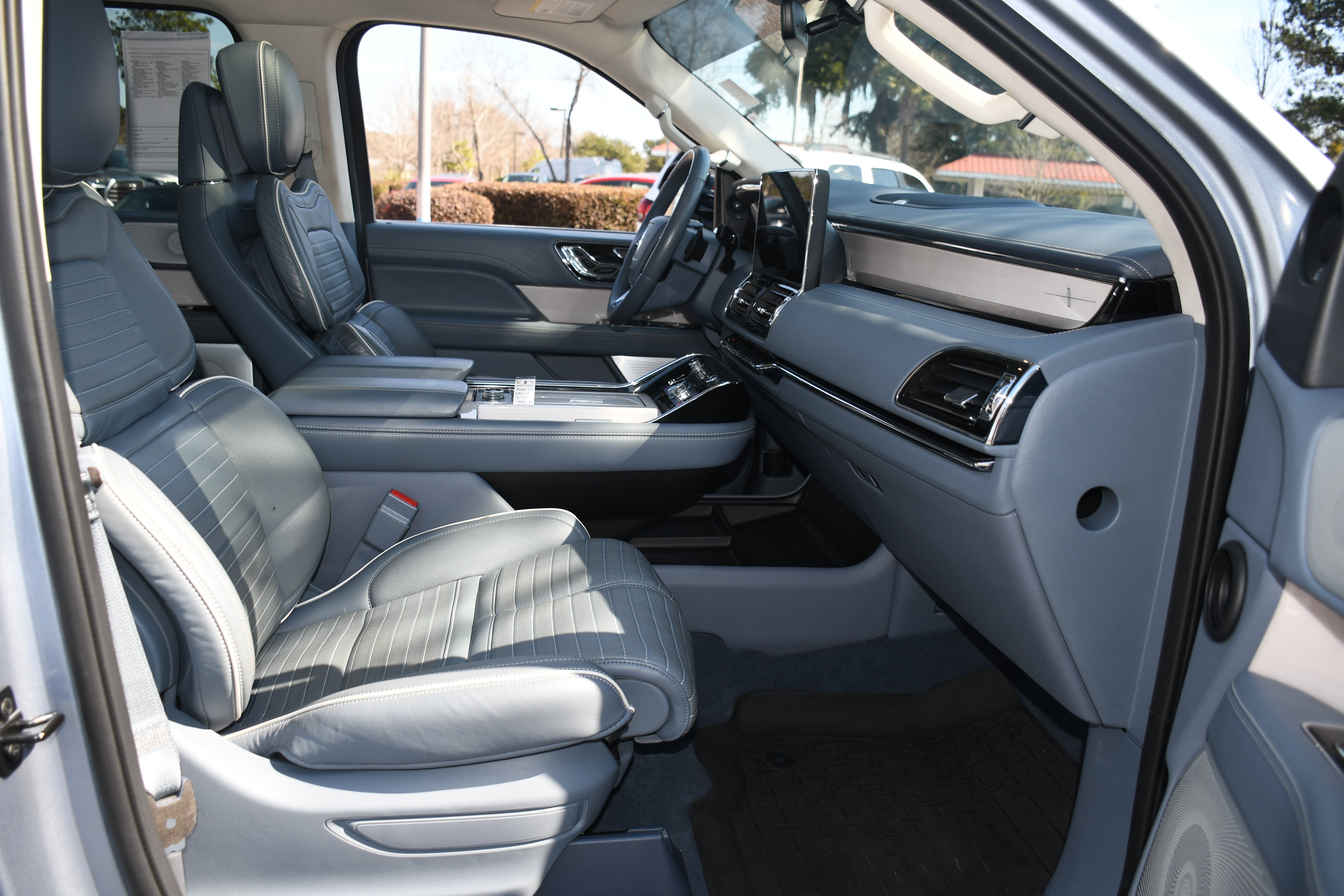 2024 Lincoln Navigator Black Label