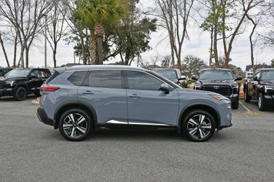 2022 Nissan Rogue SL