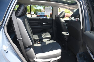 2024 Toyota Grand Highlander Platinum