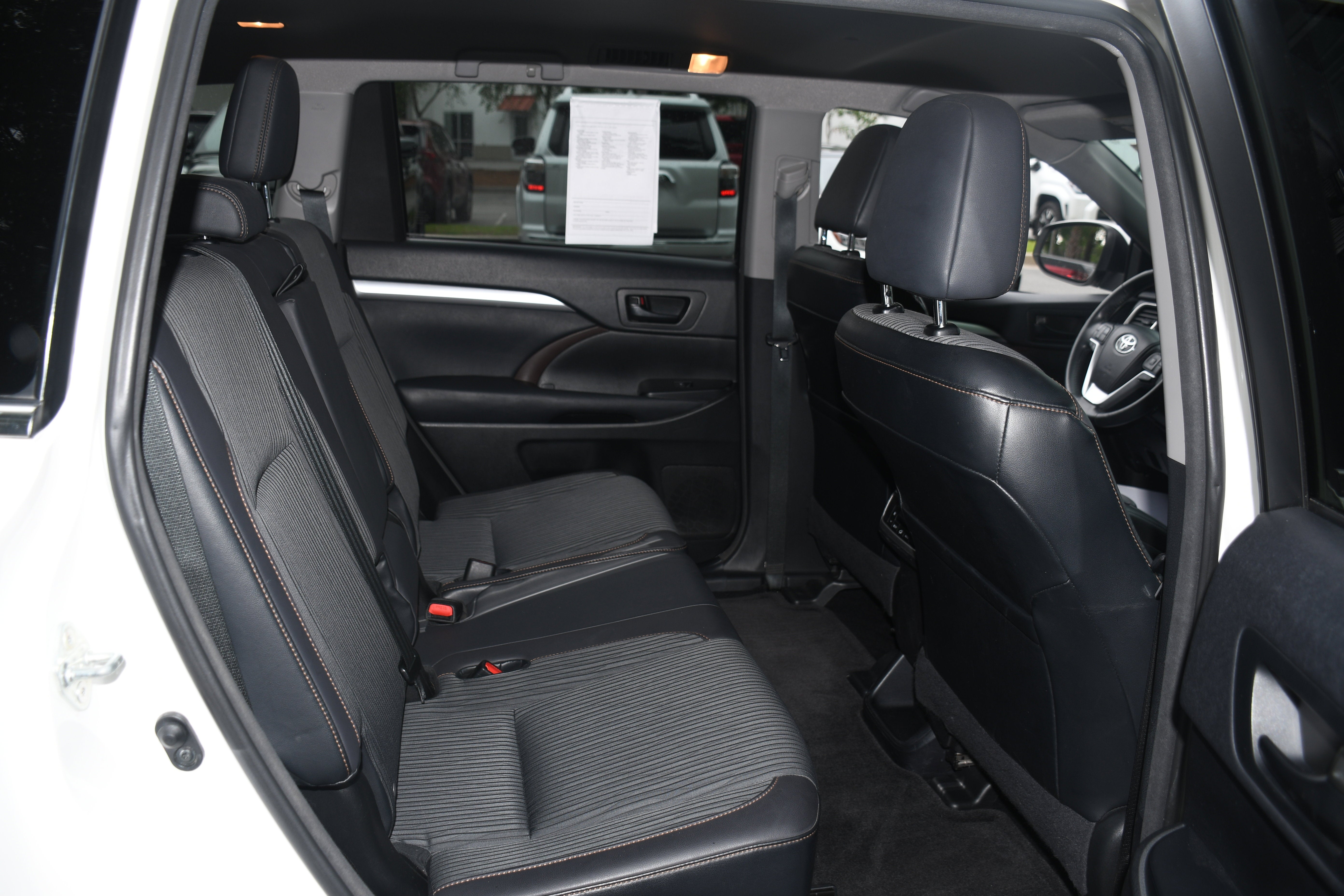 2015 Toyota Highlander LE