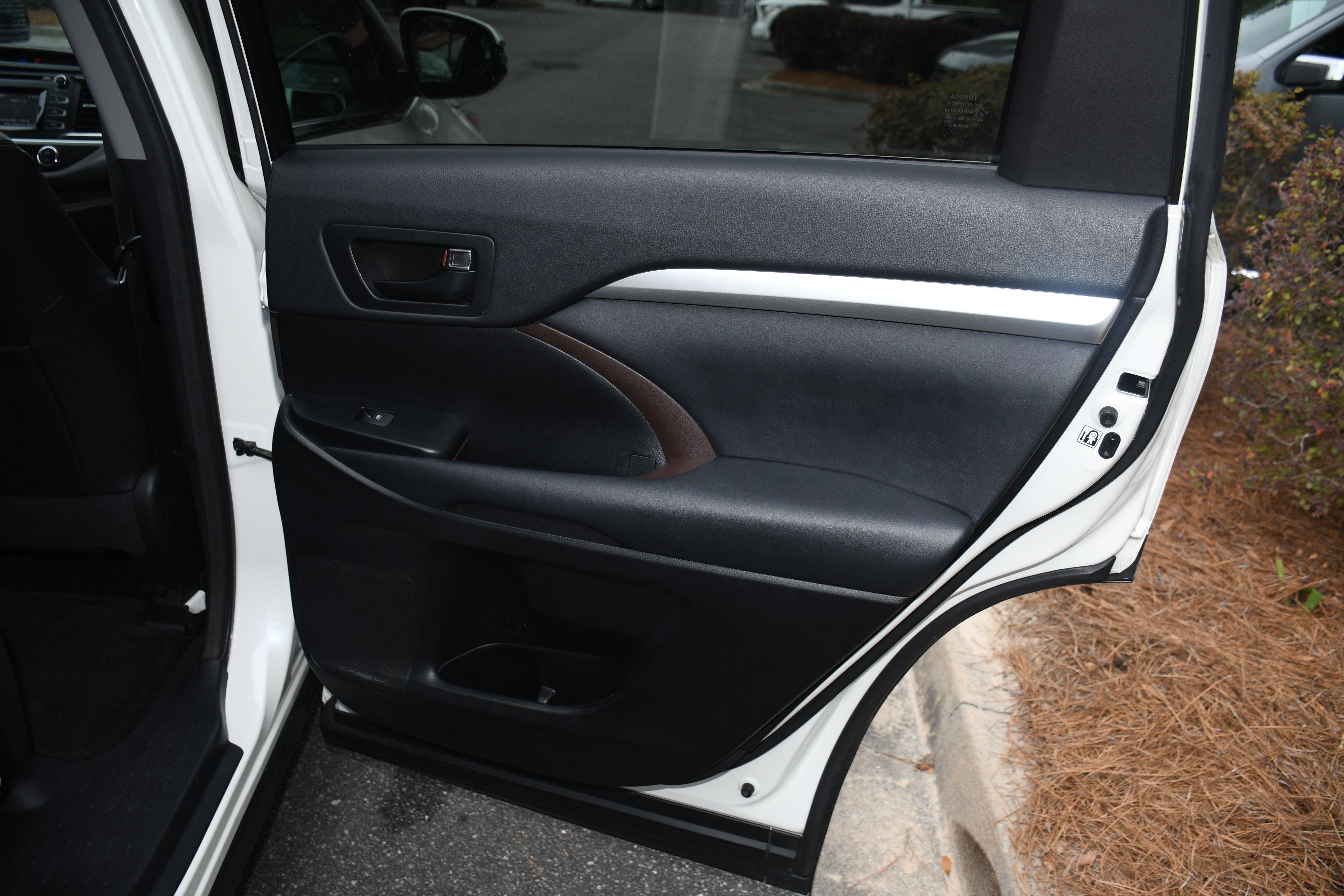 2015 Toyota Highlander LE