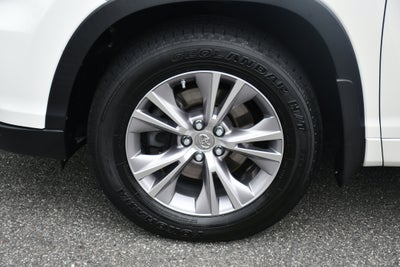 2015 Toyota Highlander LE