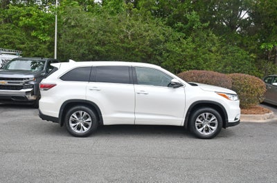2015 Toyota Highlander LE