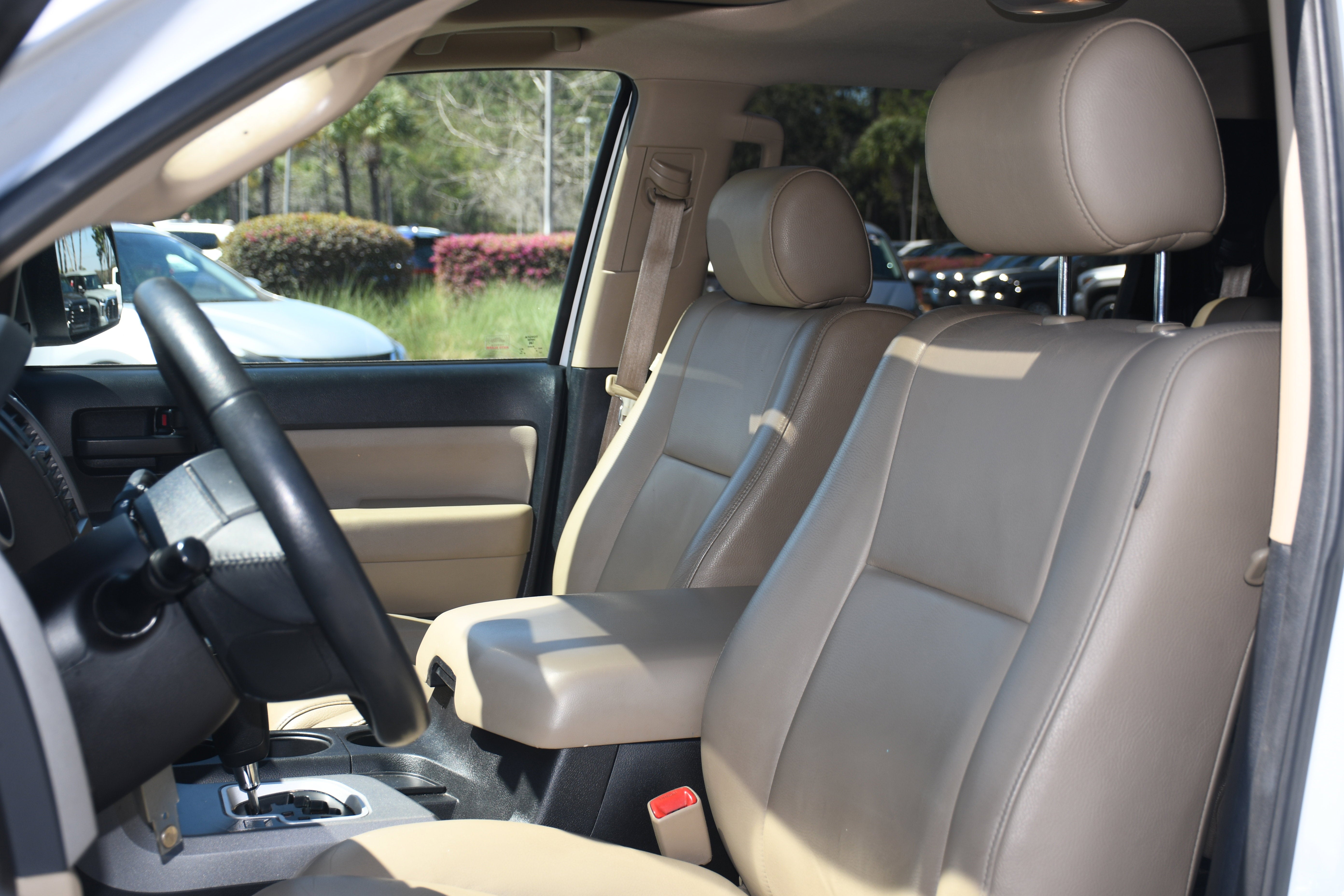 2016 Toyota Sequoia SR5