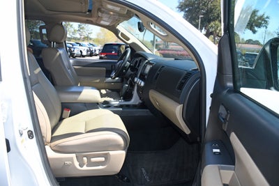 2016 Toyota Sequoia SR5