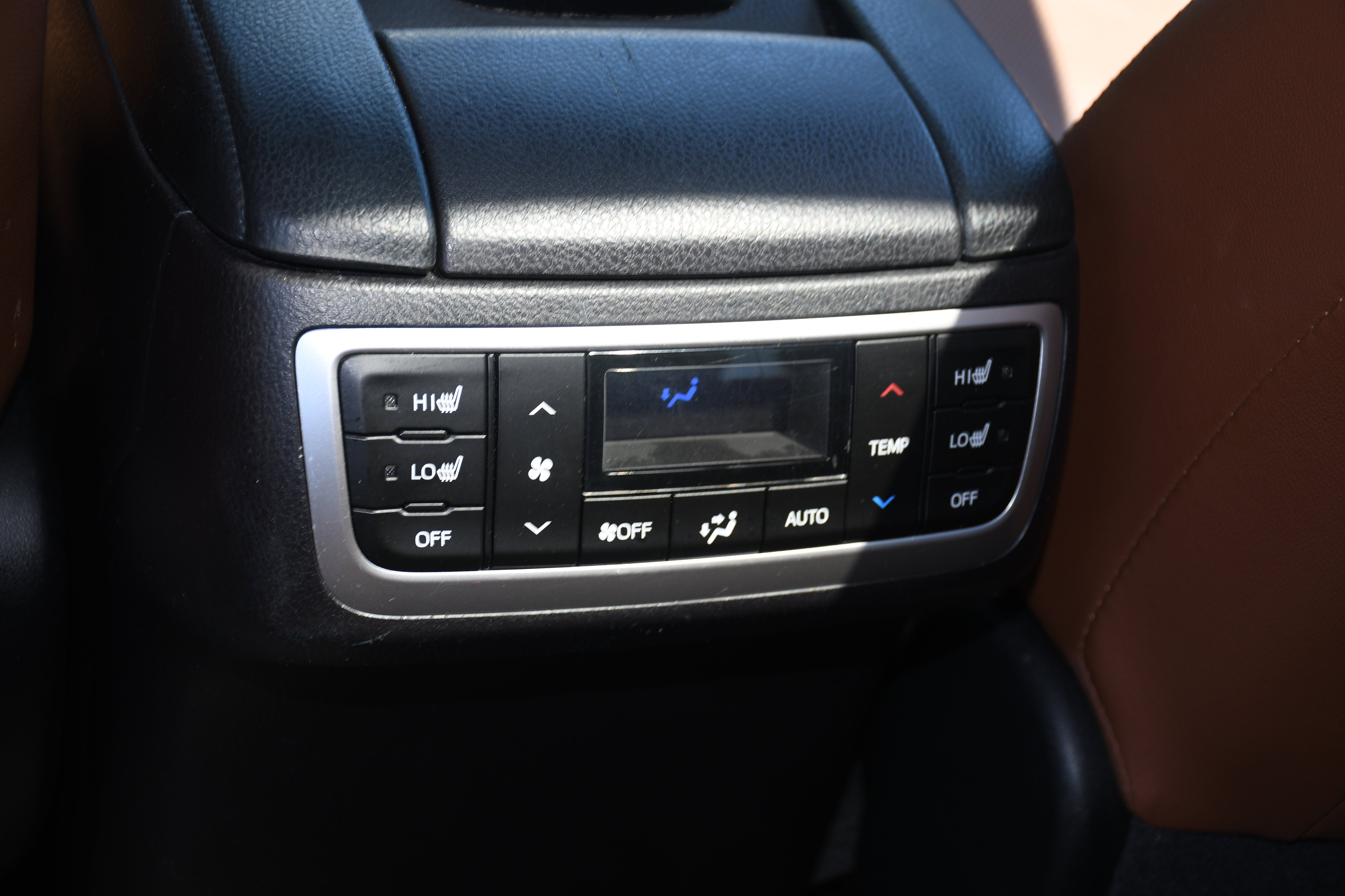 2019 Toyota Highlander HYBRID LIMITED PL