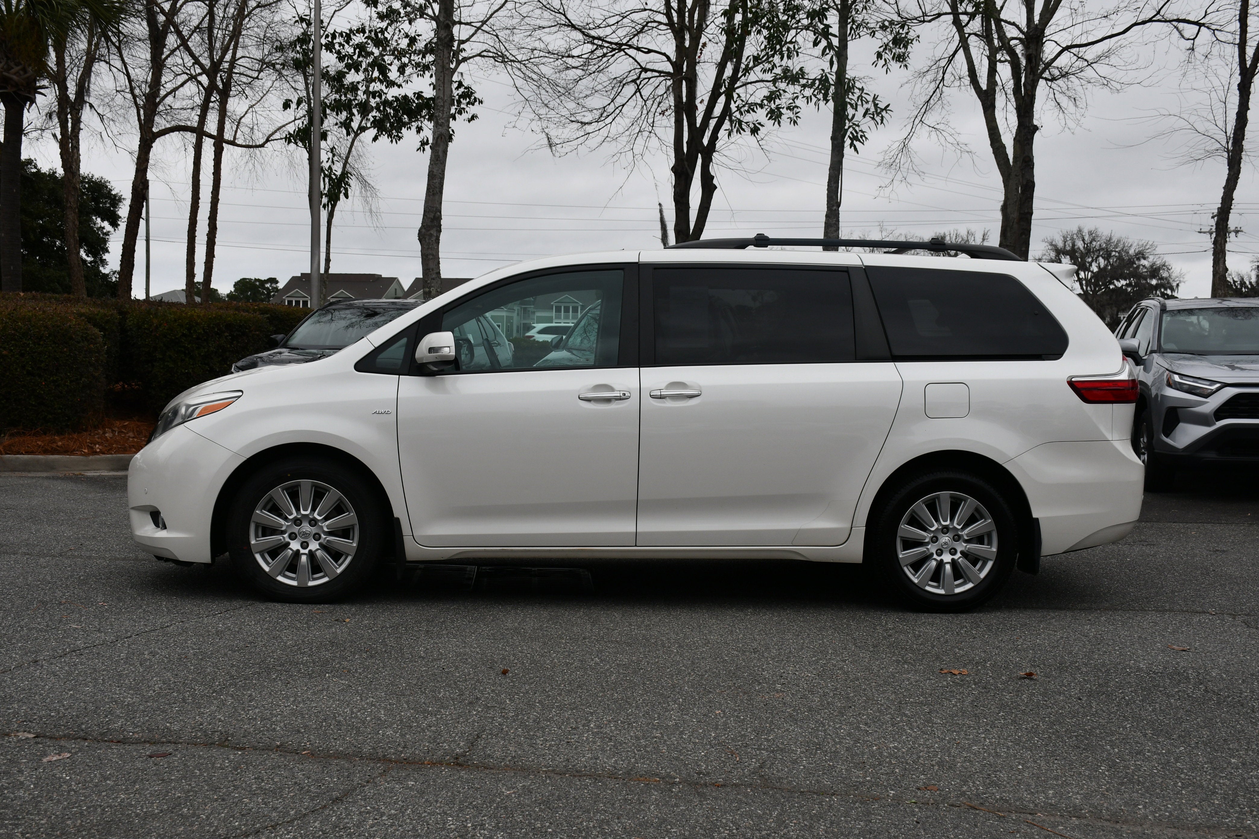 2017 Toyota Sienna Limited Premium