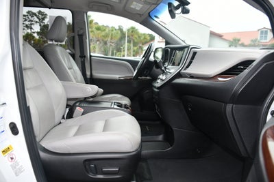 2017 Toyota Sienna Limited Premium