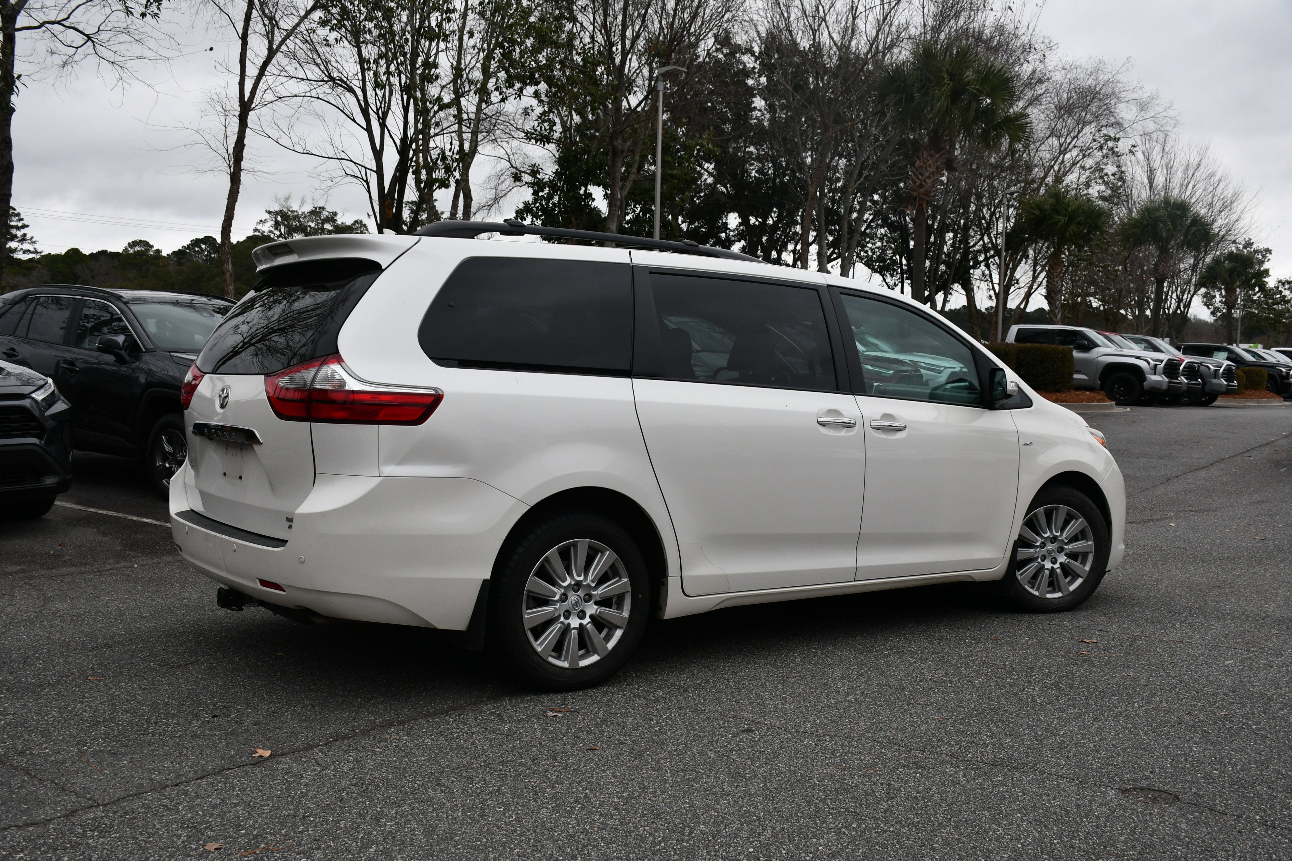 2017 Toyota Sienna Limited Premium