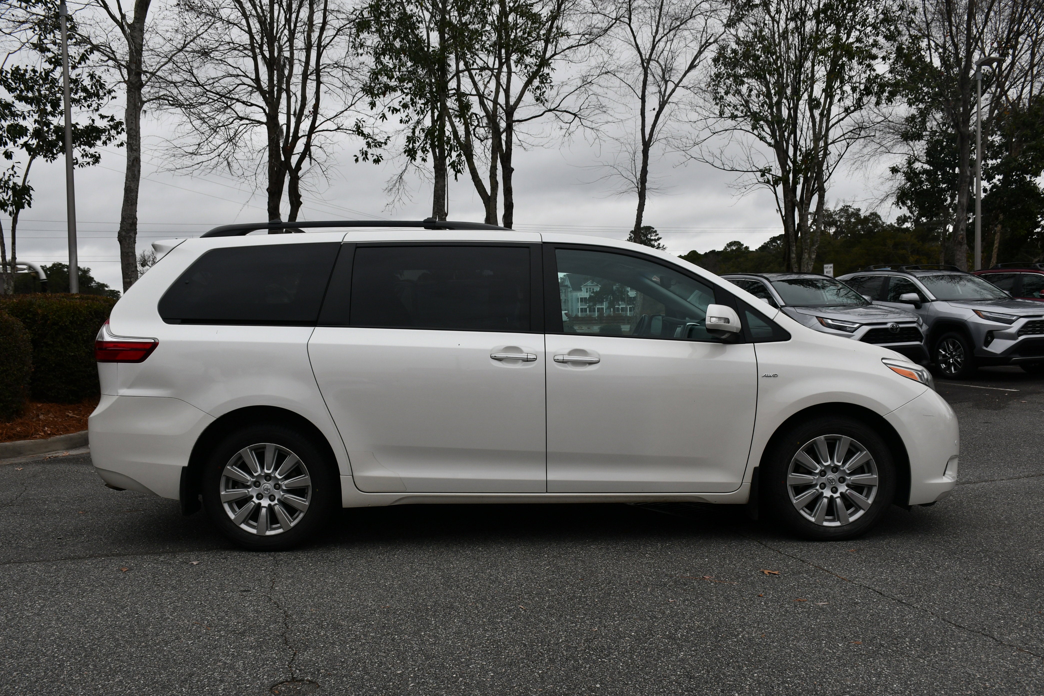 2017 Toyota Sienna Limited Premium