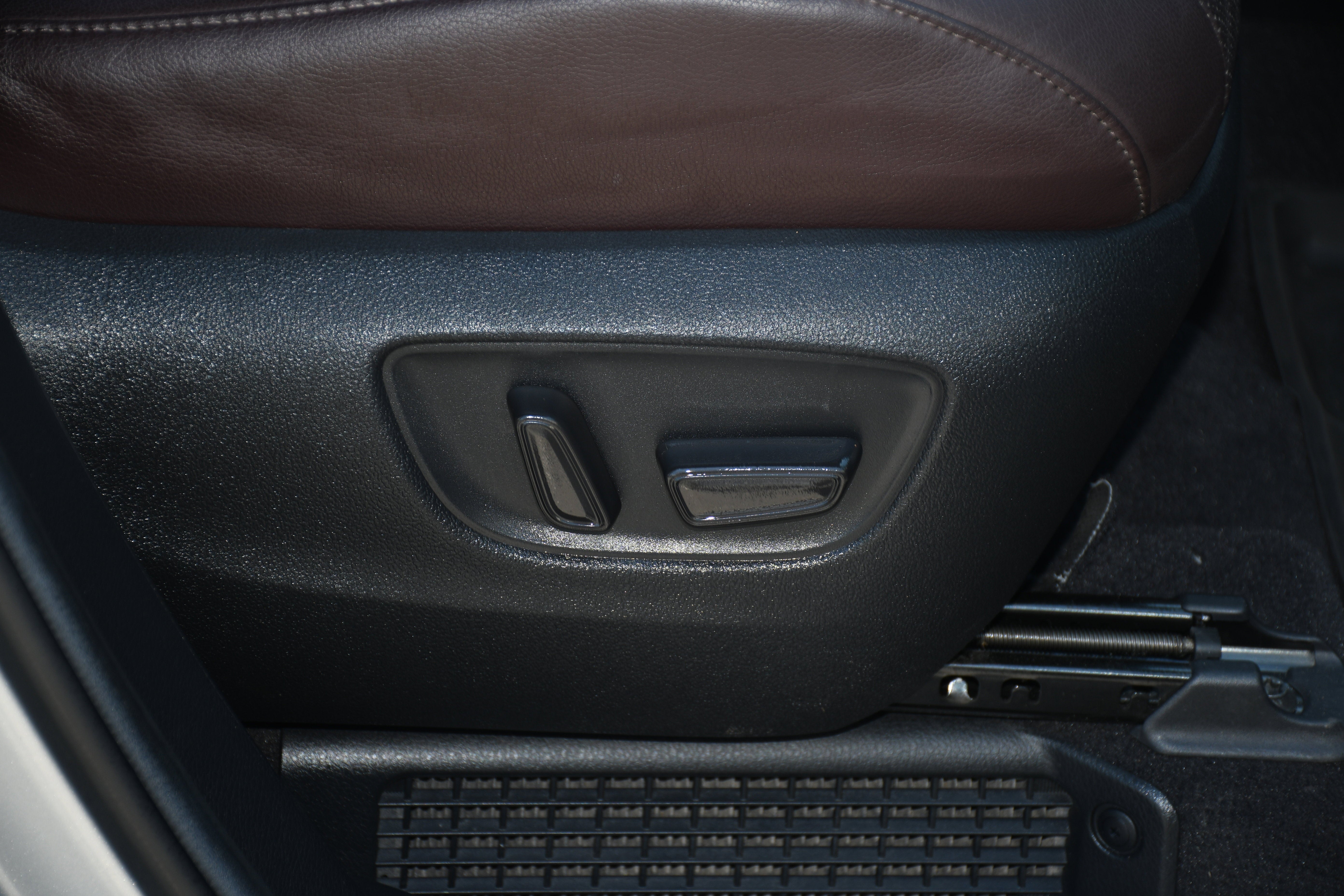 2023 Toyota Sienna Platinum