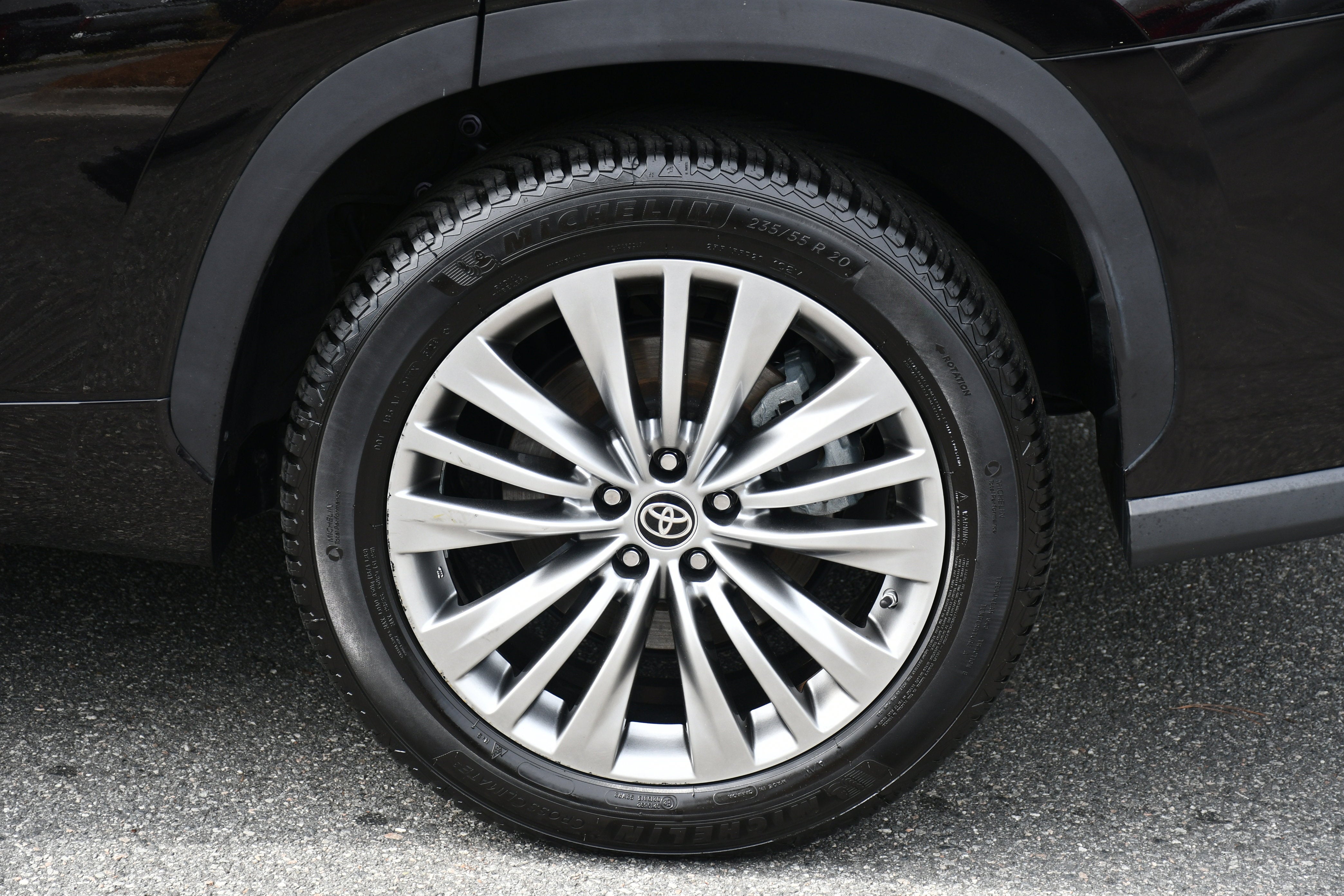 2021 Toyota Highlander Hybrid Platinum